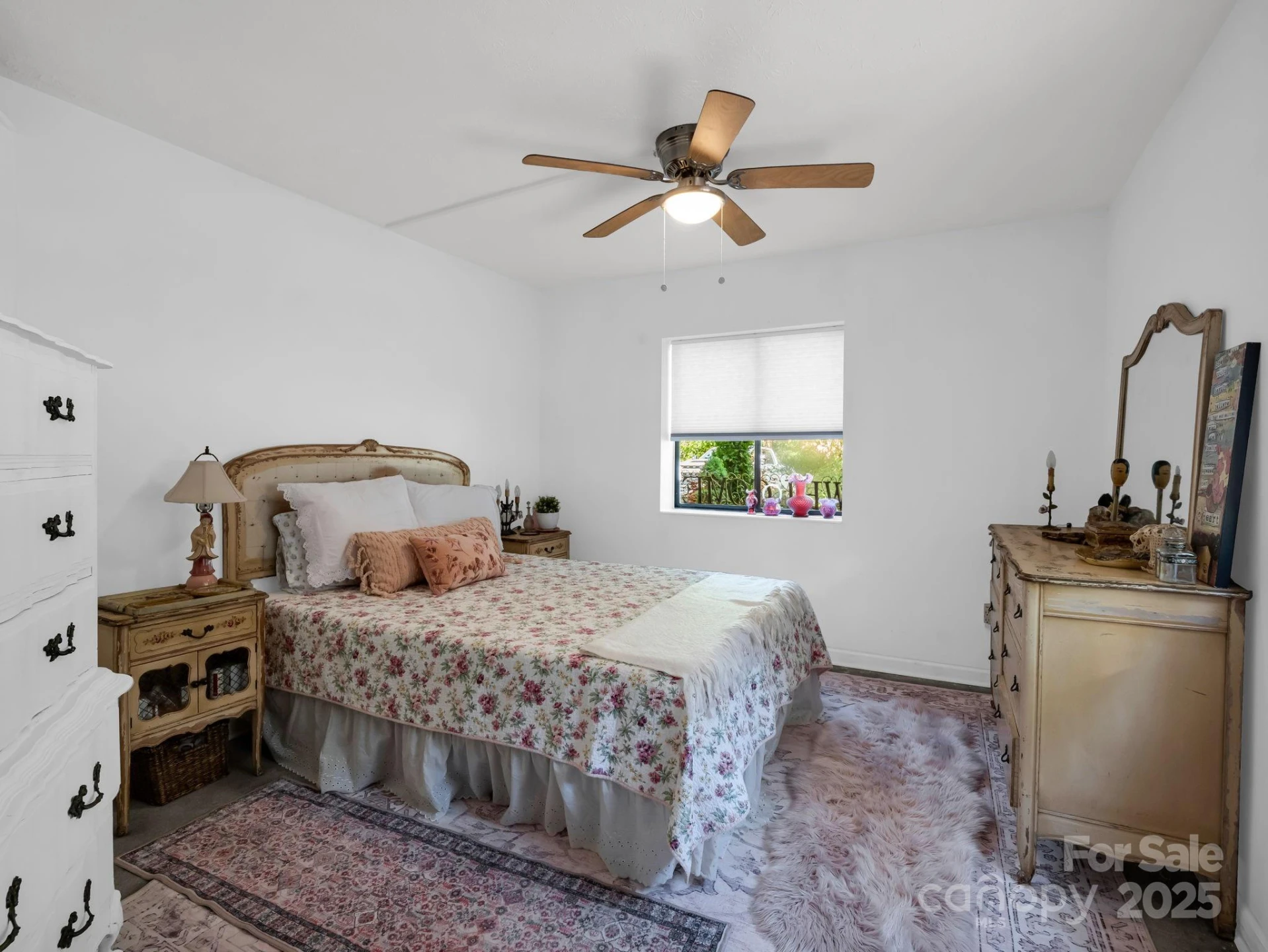 305 Grady Avenue - Photo 18