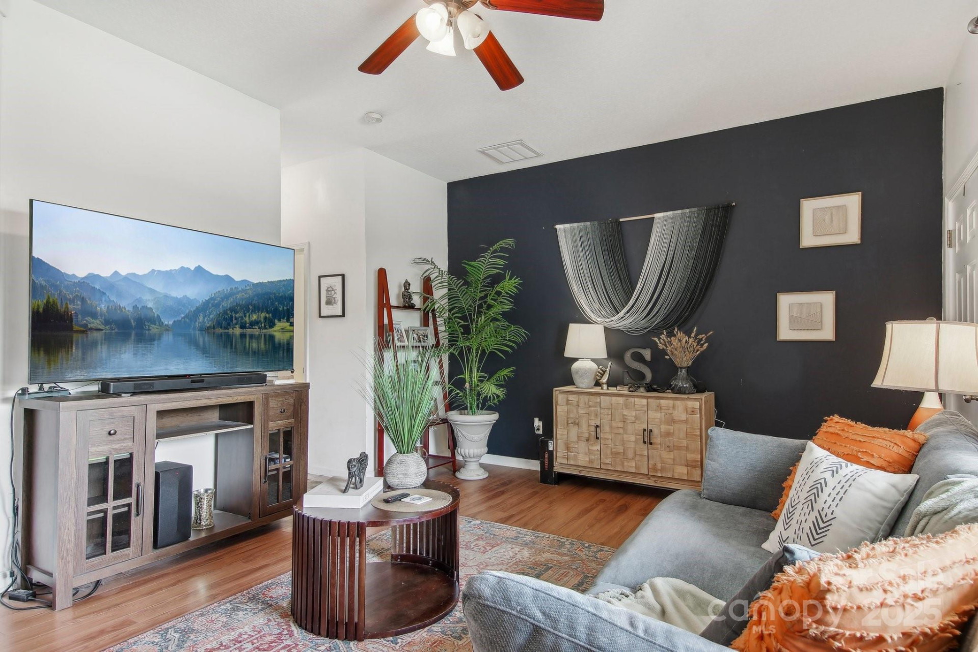 22 Rotunda Circle - Photo 5