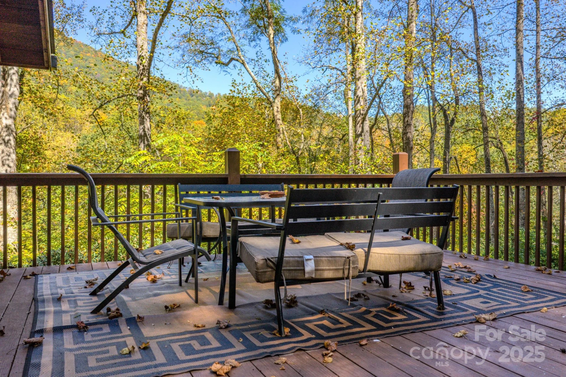 605 Country Club Drive - Photo 8