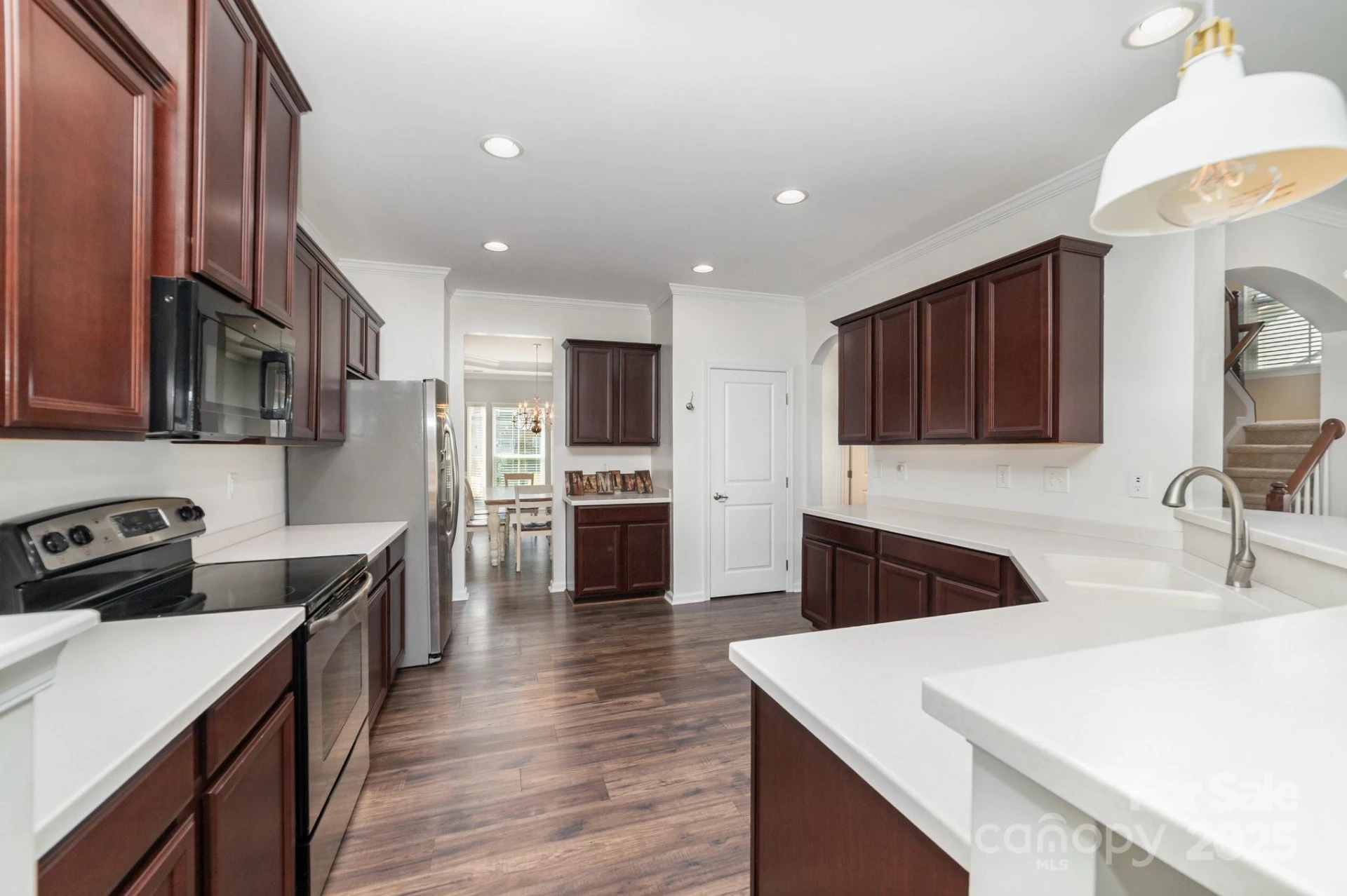 2677 Kinsley Avenue - Photo 11