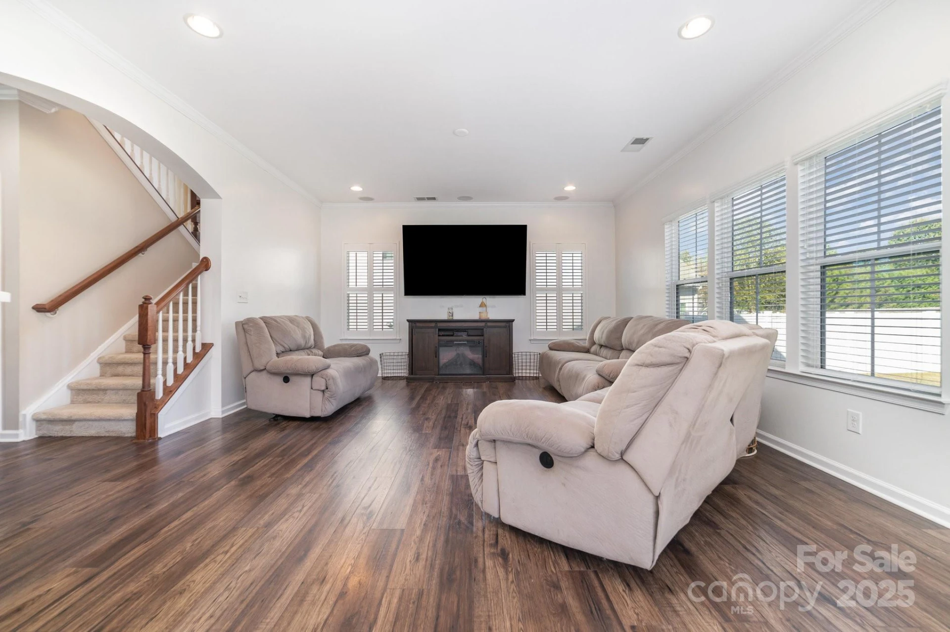 2677 Kinsley Avenue - Photo 14