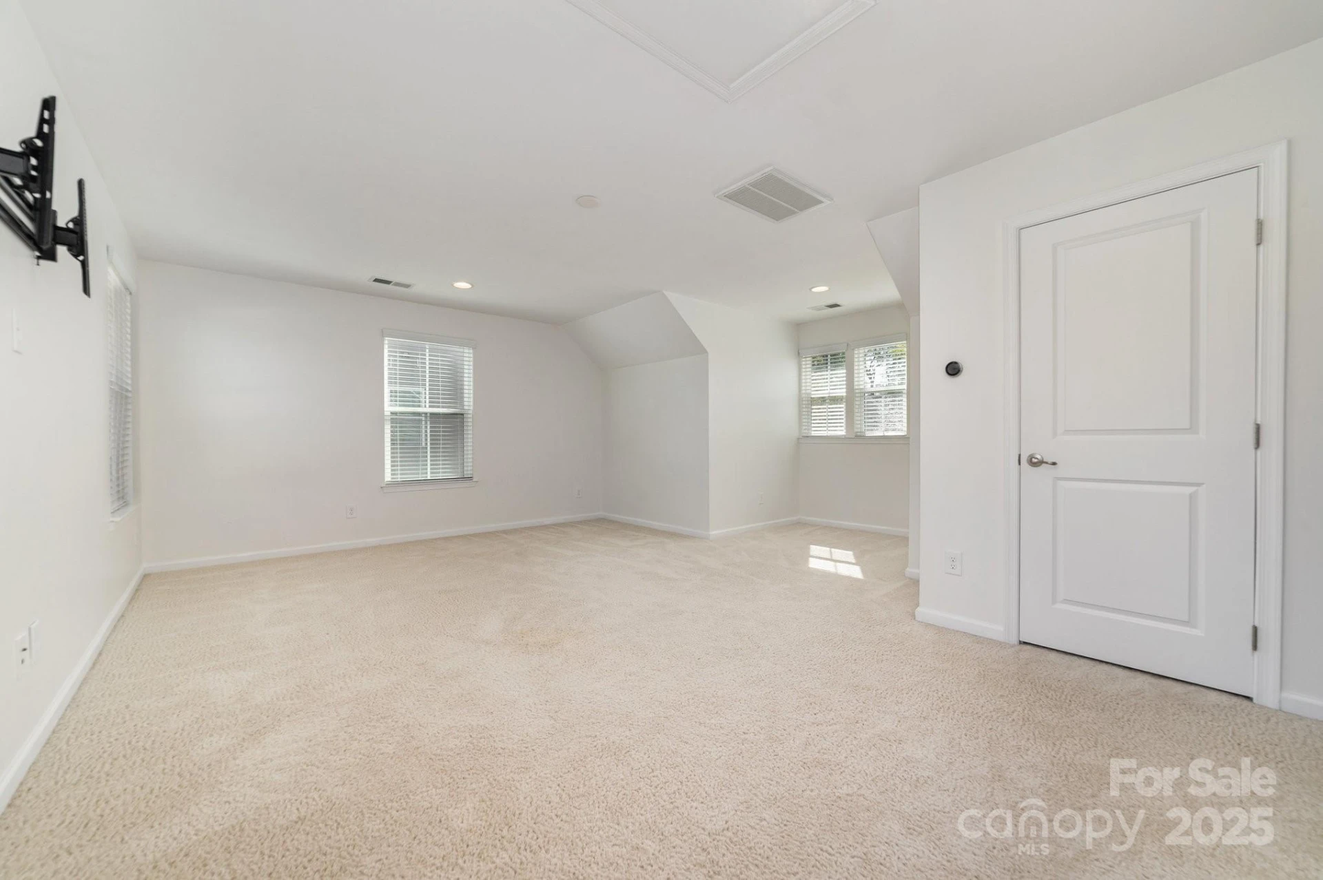 2677 Kinsley Avenue - Photo 23