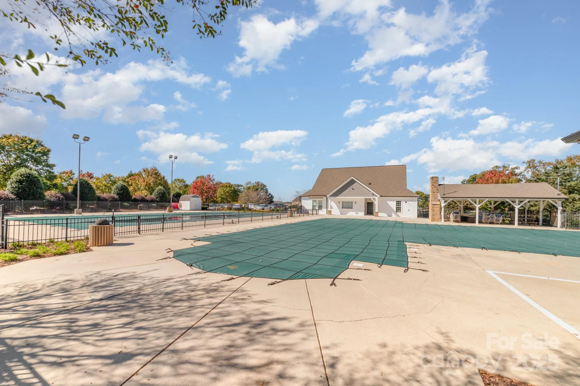 2677 Kinsley Avenue - Photo 31