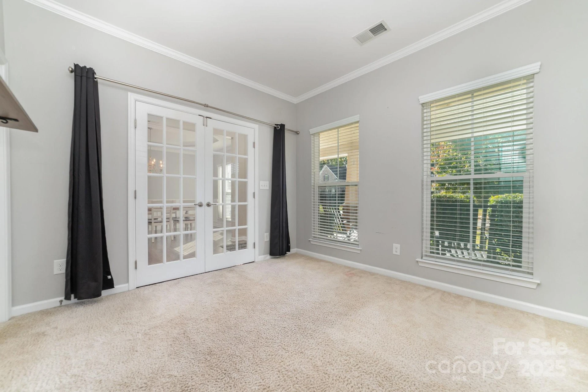 2677 Kinsley Avenue - Photo 5