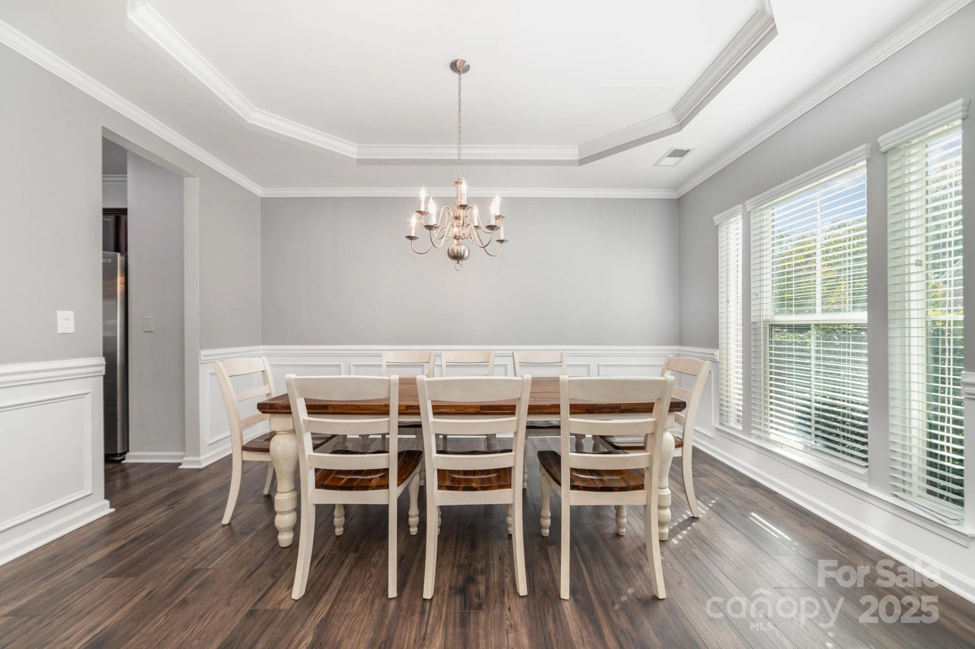 2677 Kinsley Avenue - Photo 6