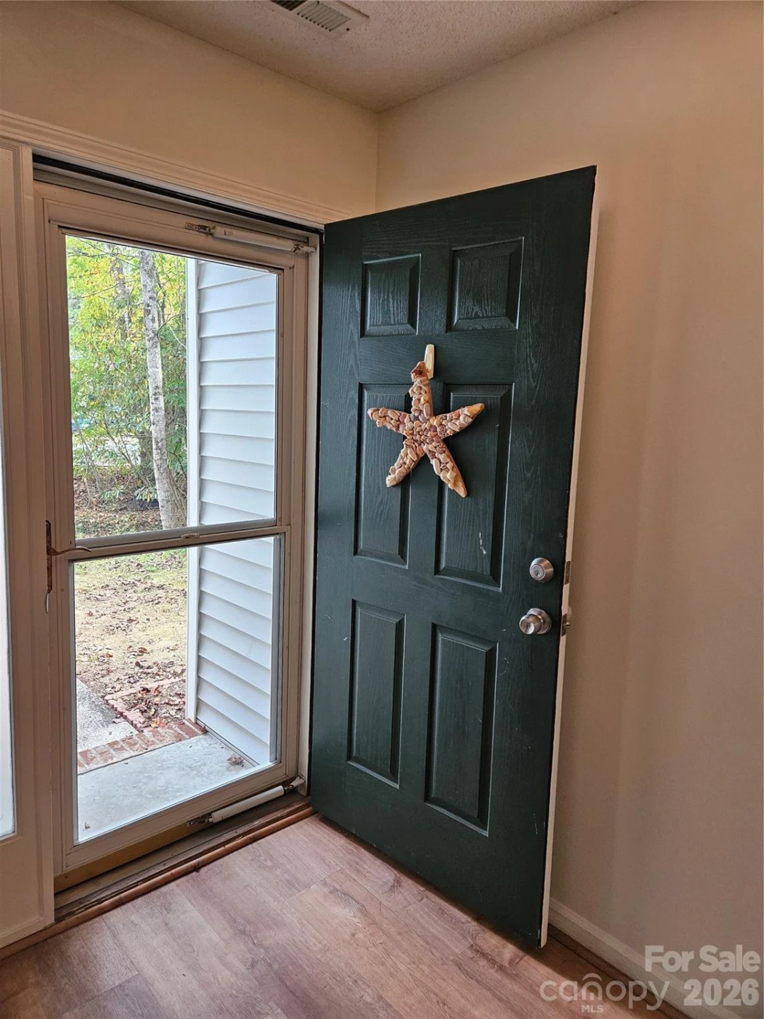 396 Glensprings Drive - Photo 2