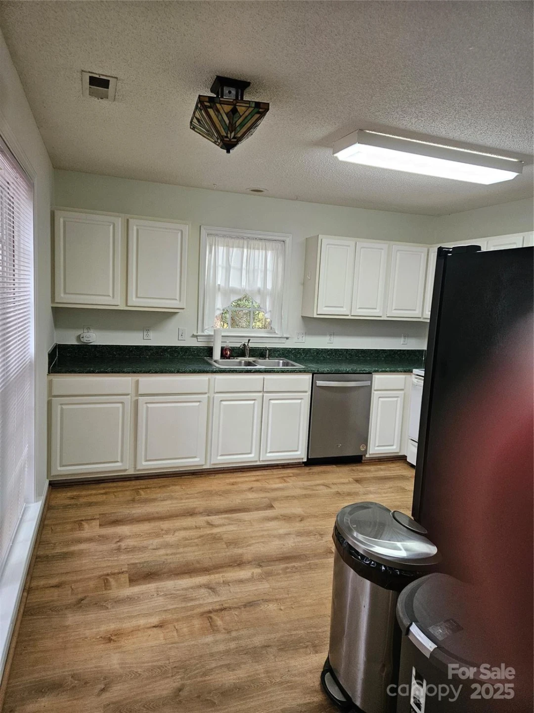 396 Glensprings Drive - Photo 10