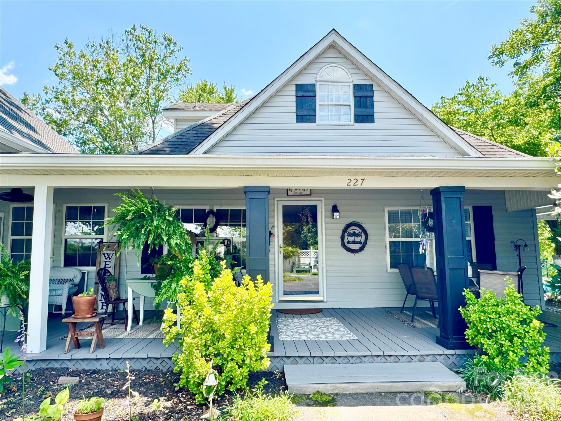 227 Reep Drive - Photo 3