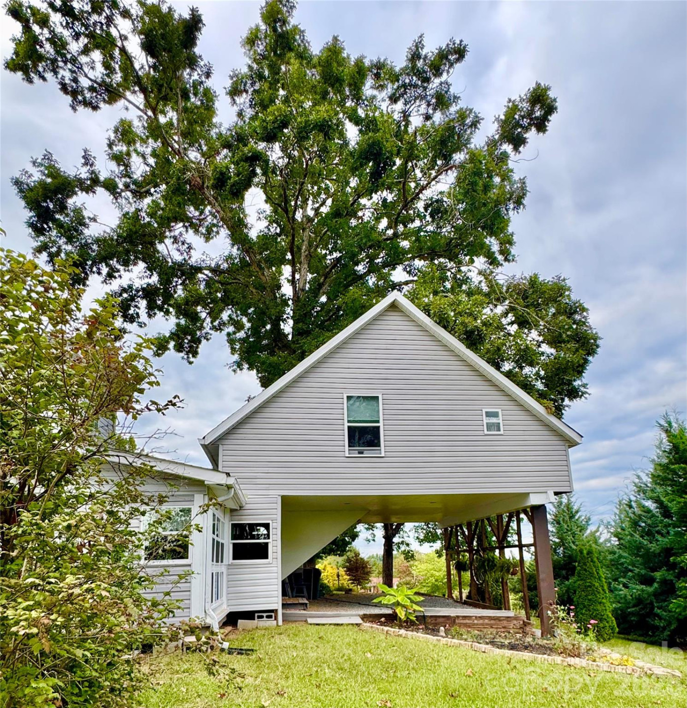 227 Reep Drive - Photo 5