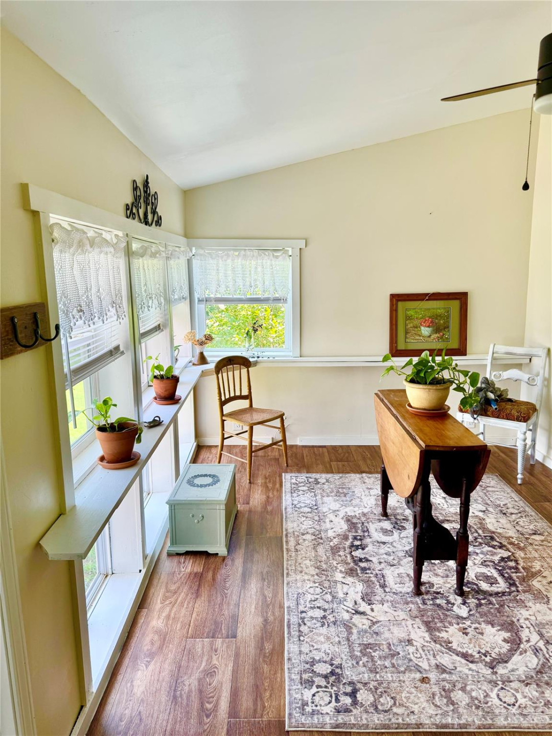 227 Reep Drive - Photo 10