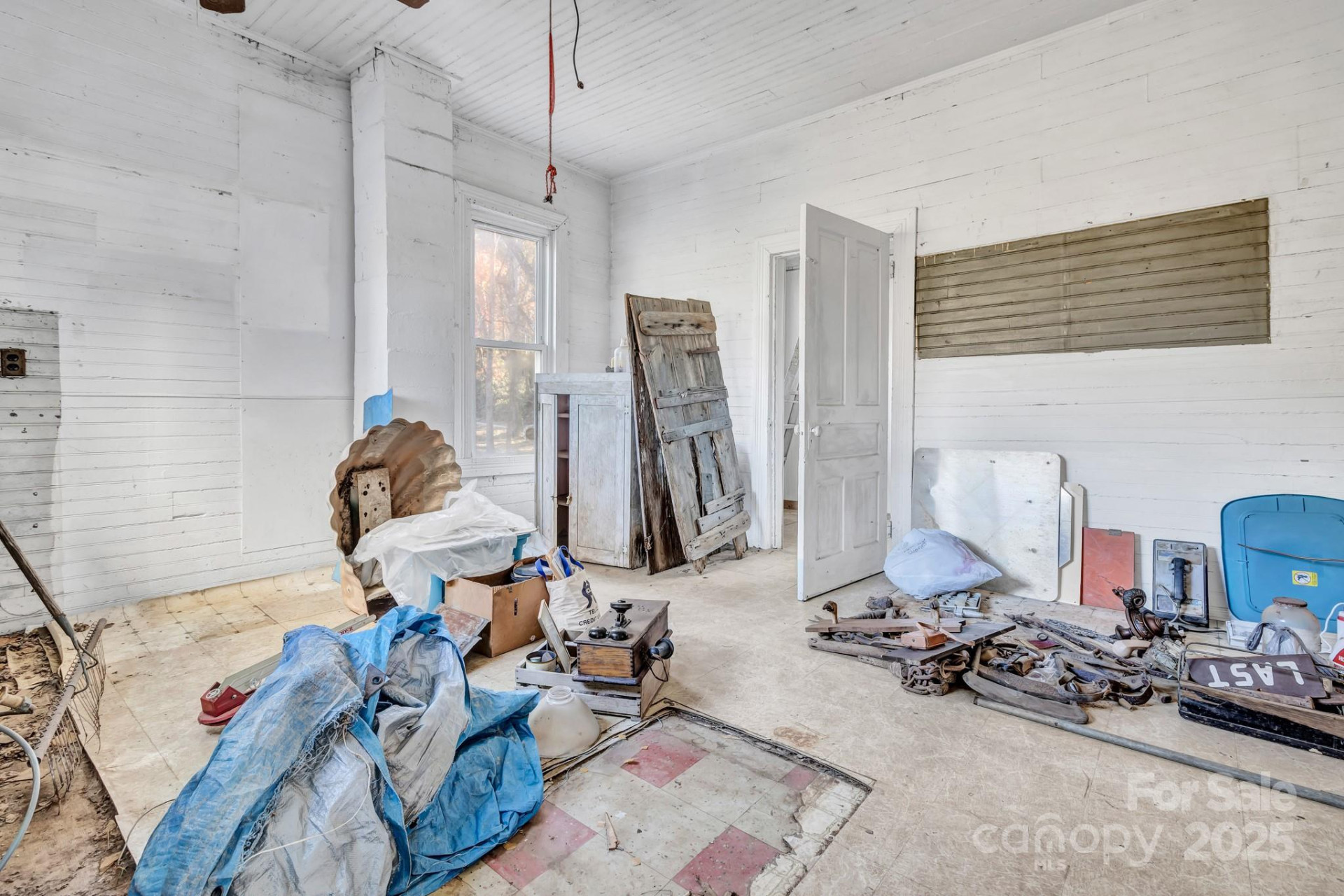 143 Sharon Road - Photo 13