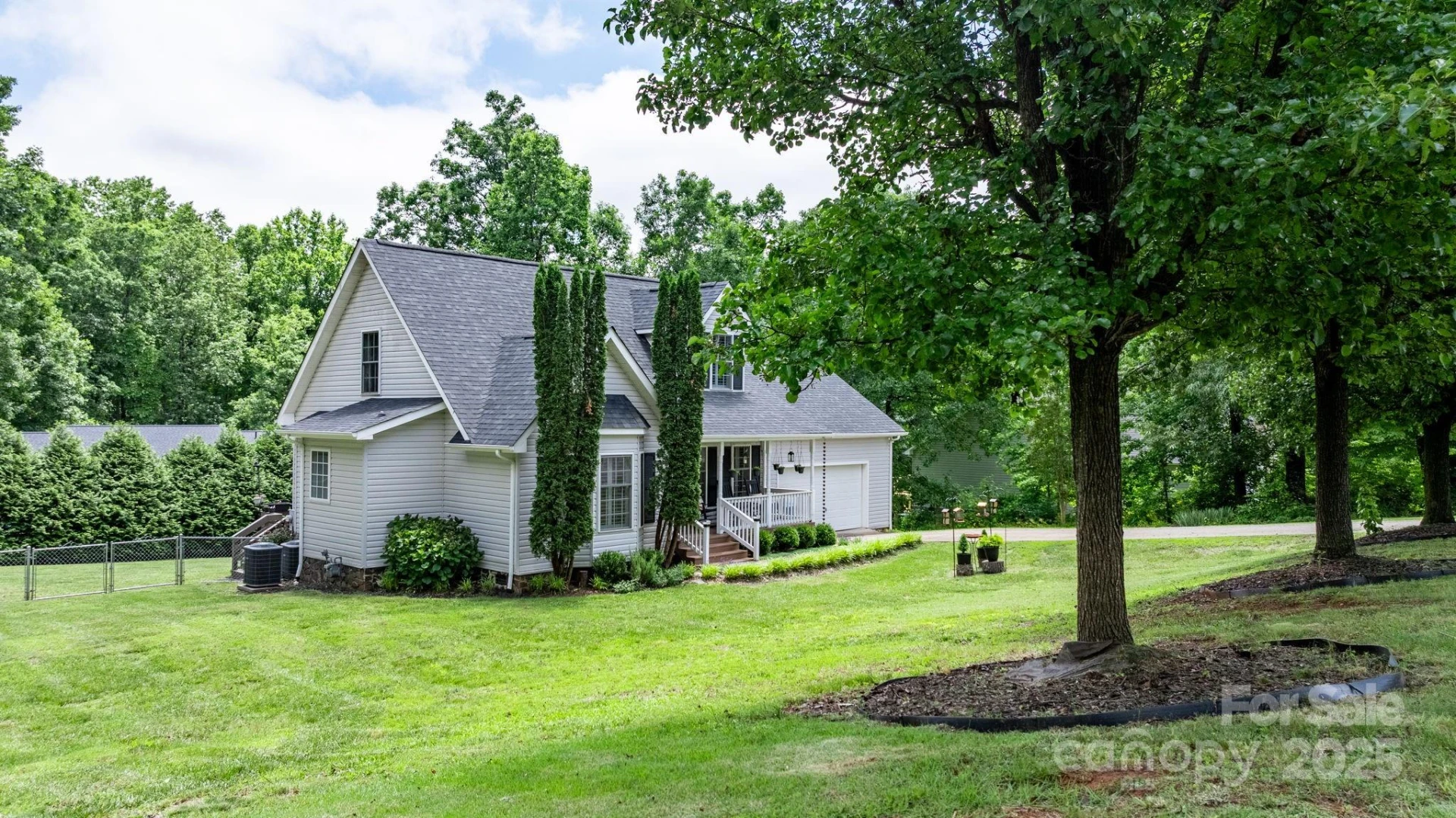 1321 Birch Drive - Photo 2