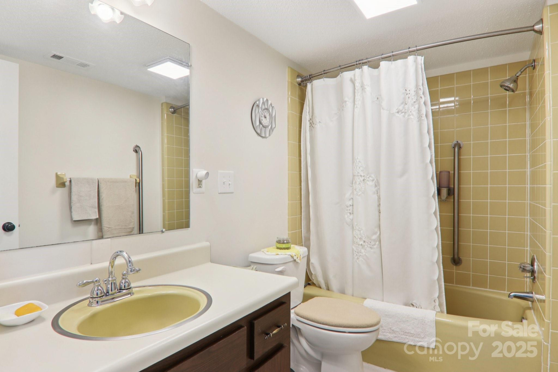 429 Mountains Boulevard #Unit C-102 - Photo 31