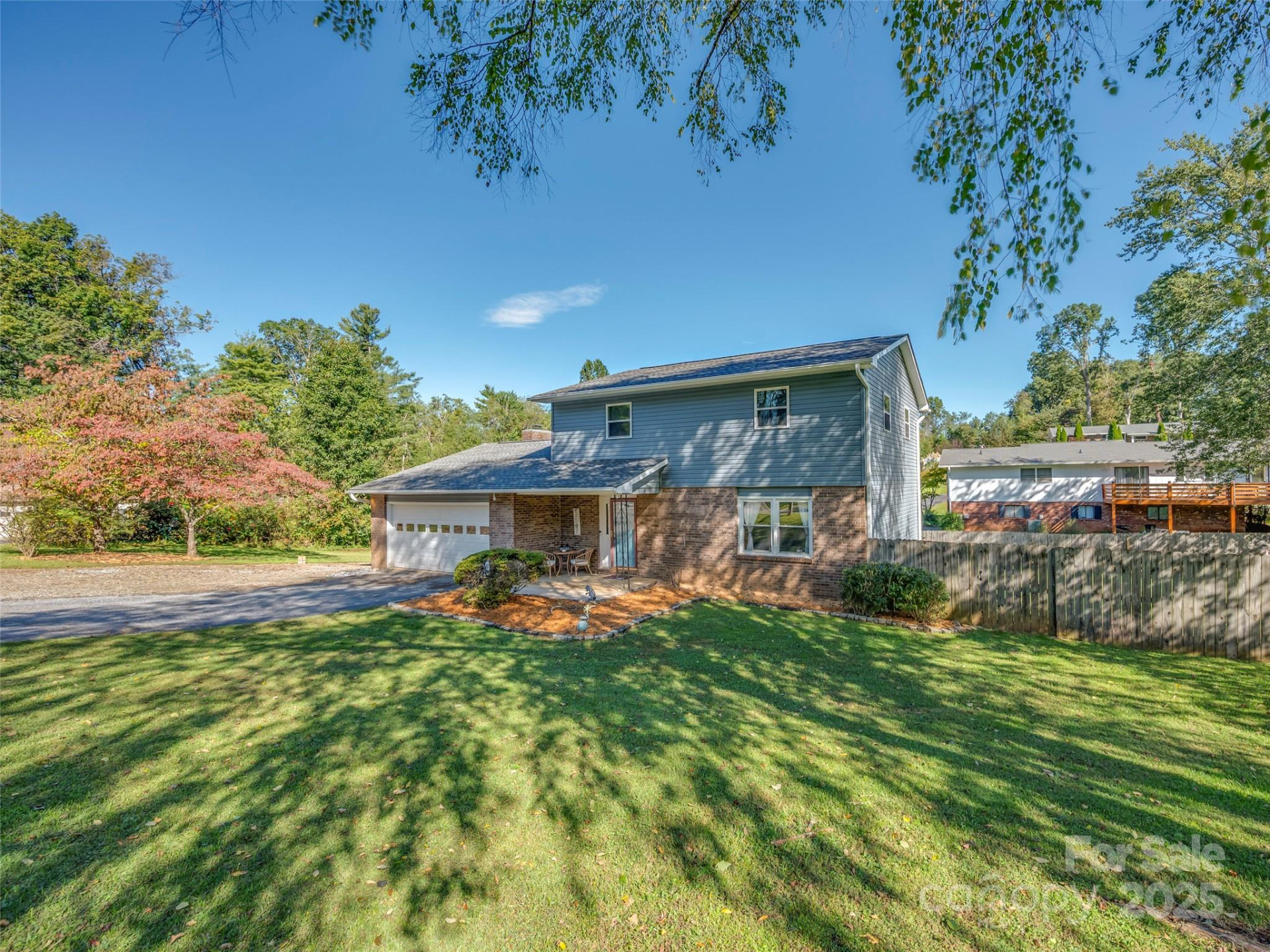 4 Daniel Drive - Photo 3