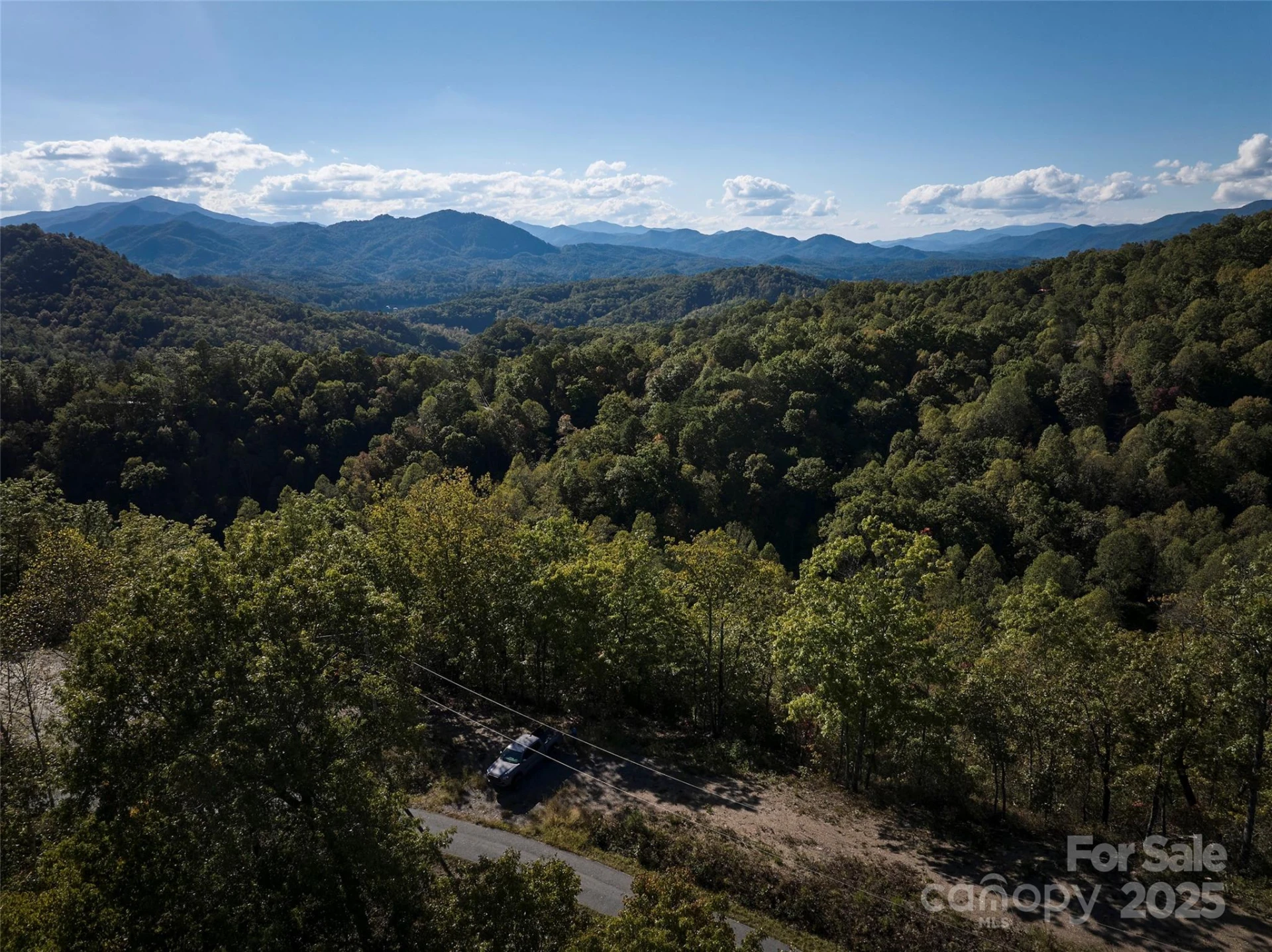 931 Mountainside Drive - Photo 4