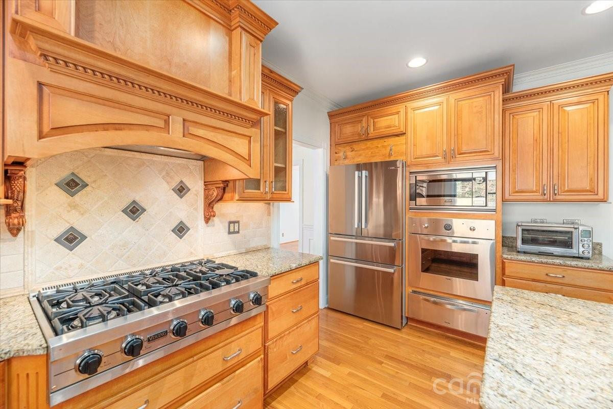 295 Laurel Ridge Drive - Photo 18