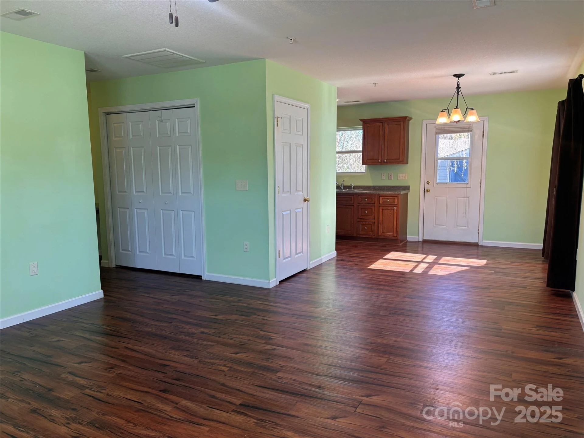 71 Volunteer Way Drive - Photo 4