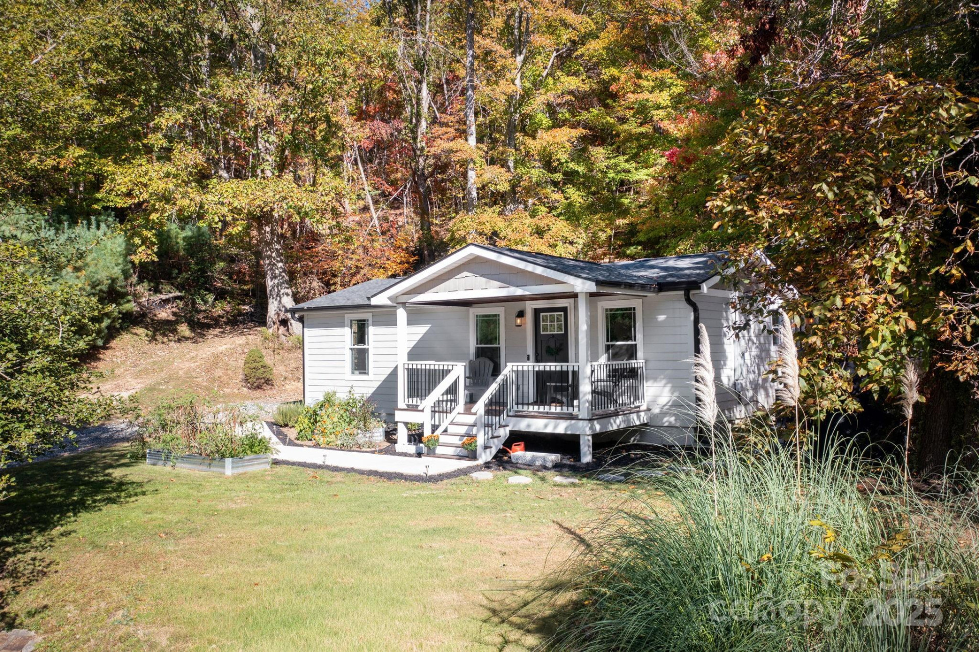 351 Dix Creek #2 Road - Photo 2