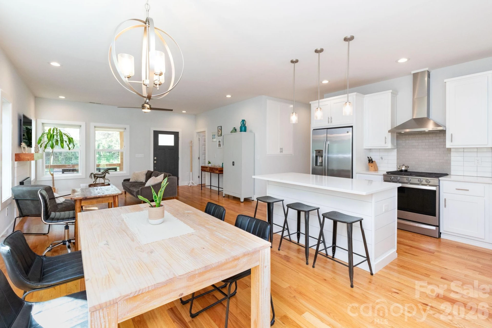 27 Ruslan Drive - Photo 9