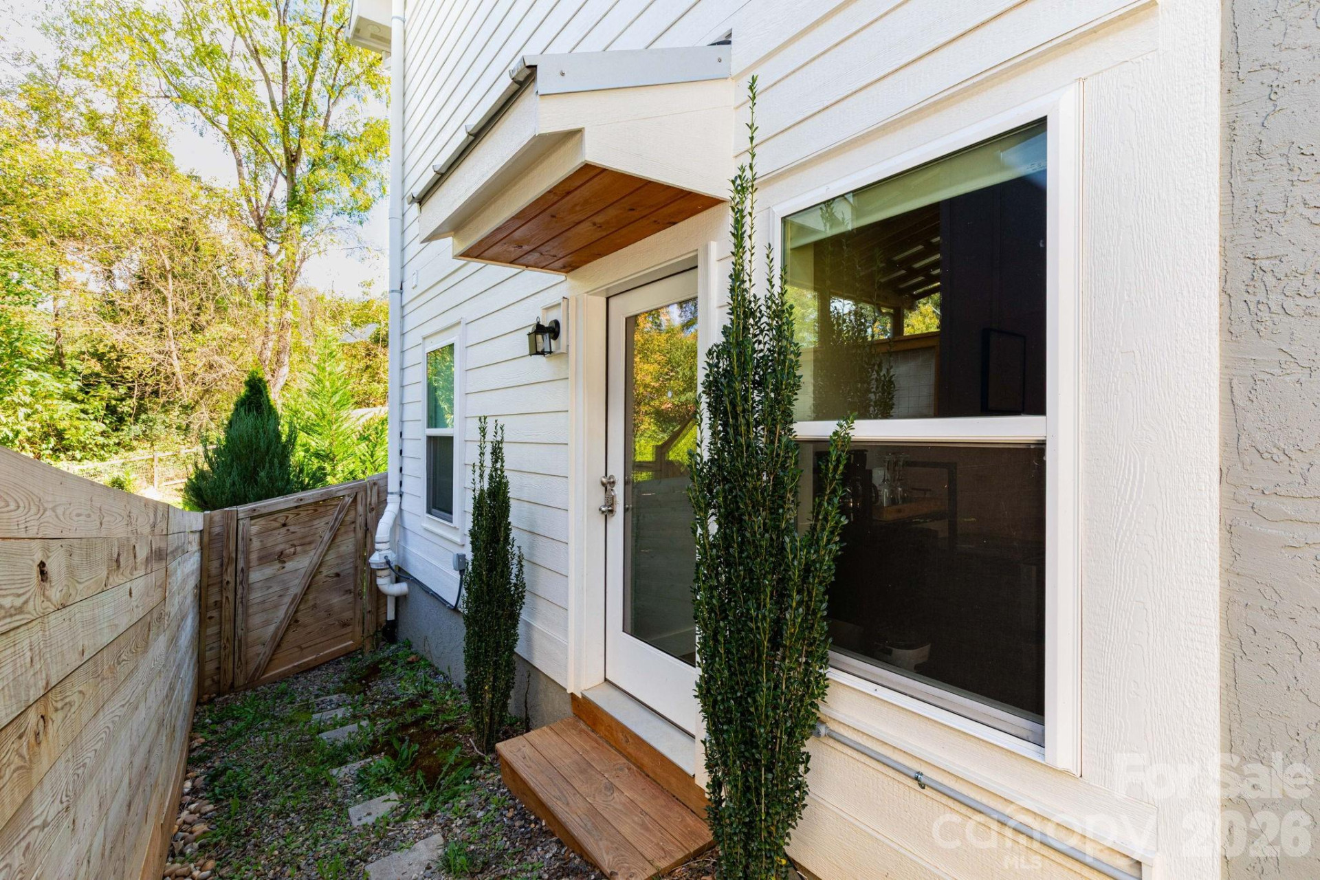 27 Ruslan Drive - Photo 26