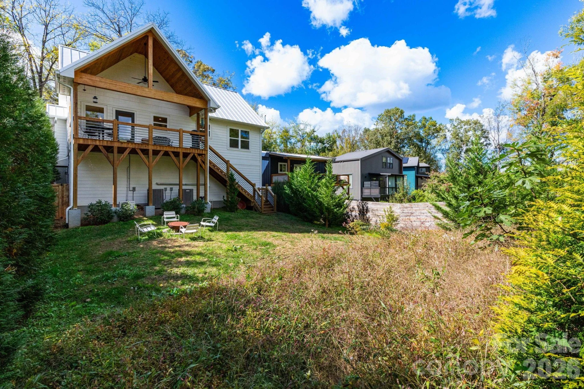 27 Ruslan Drive - Photo 3