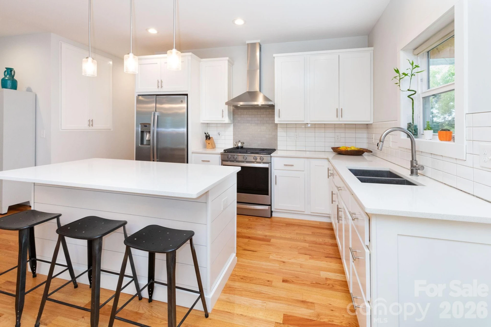 27 Ruslan Drive - Photo 8
