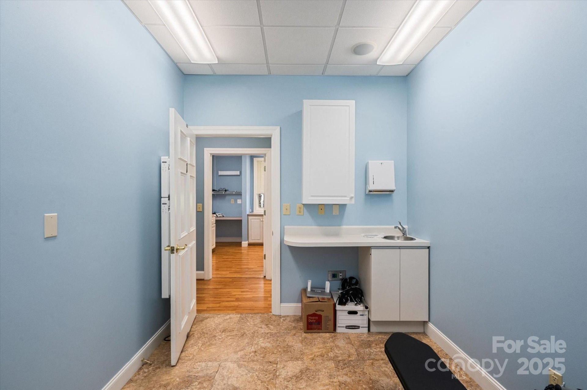 5 Park Place - Photo 12