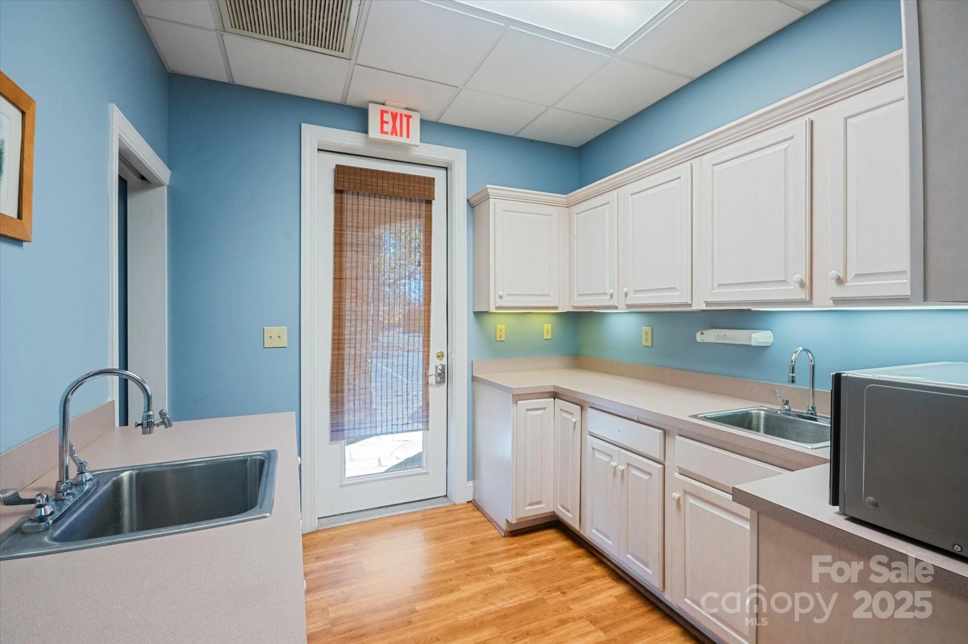 5 Park Place - Photo 4