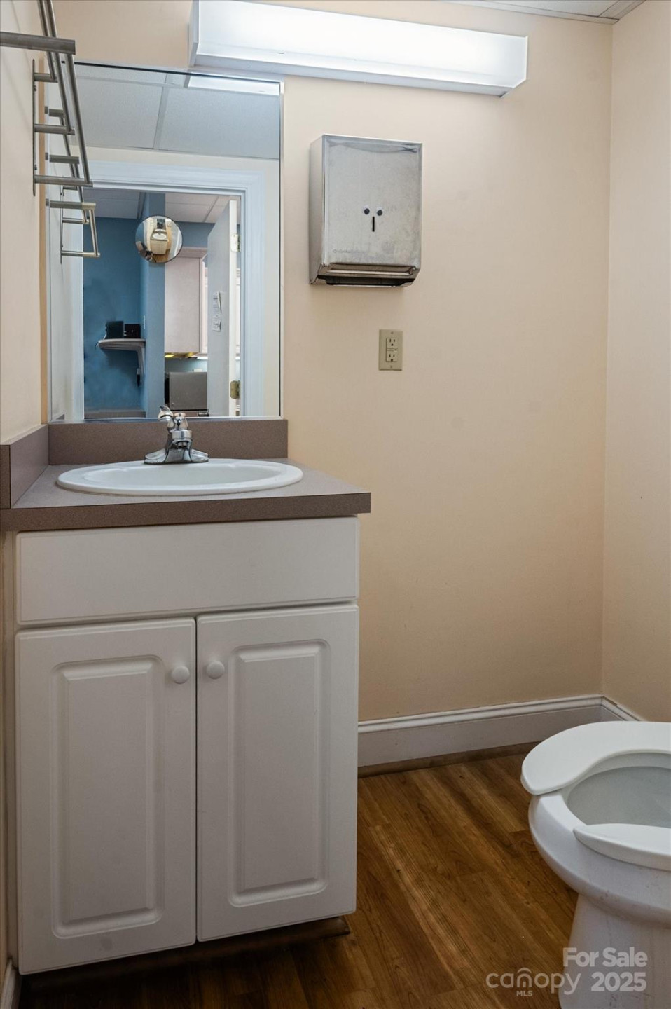 5 Park Place - Photo 10