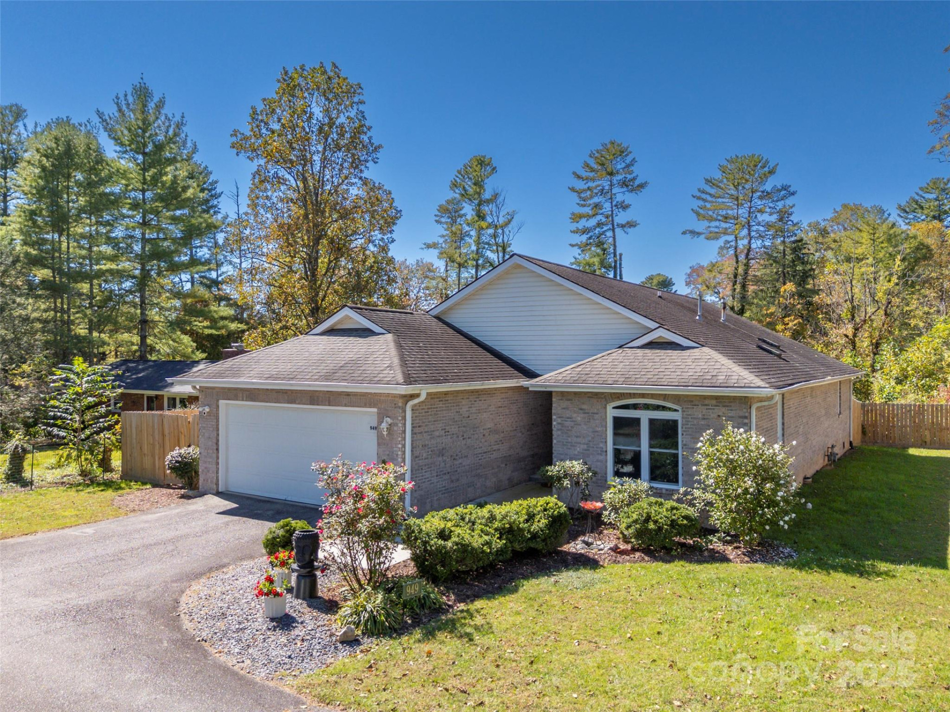 949 Kanuga Road