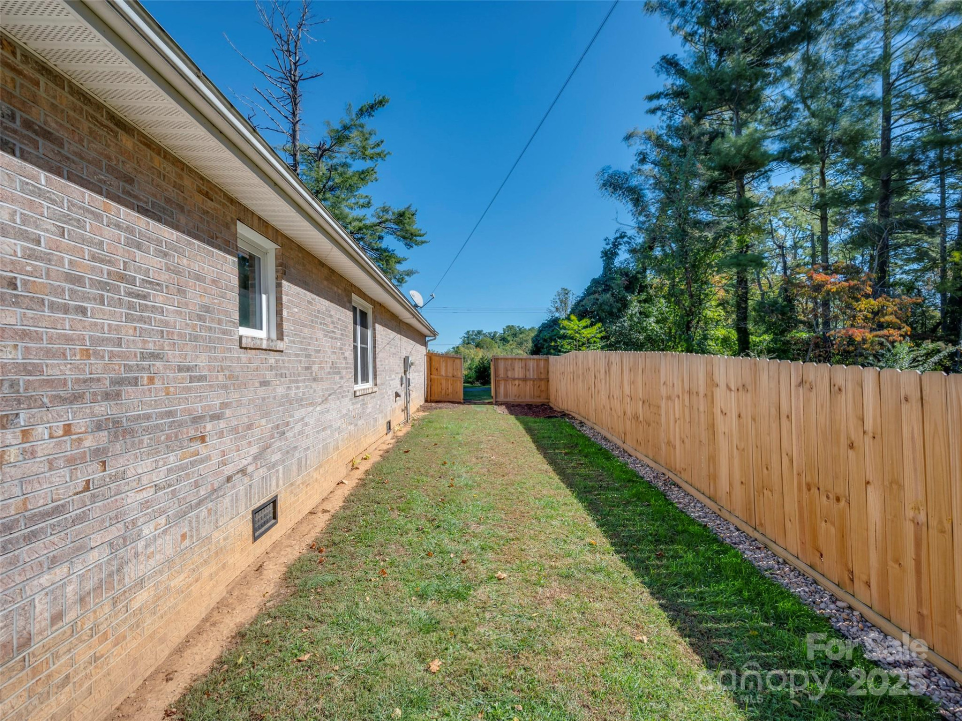 949 Kanuga Road - Photo 42