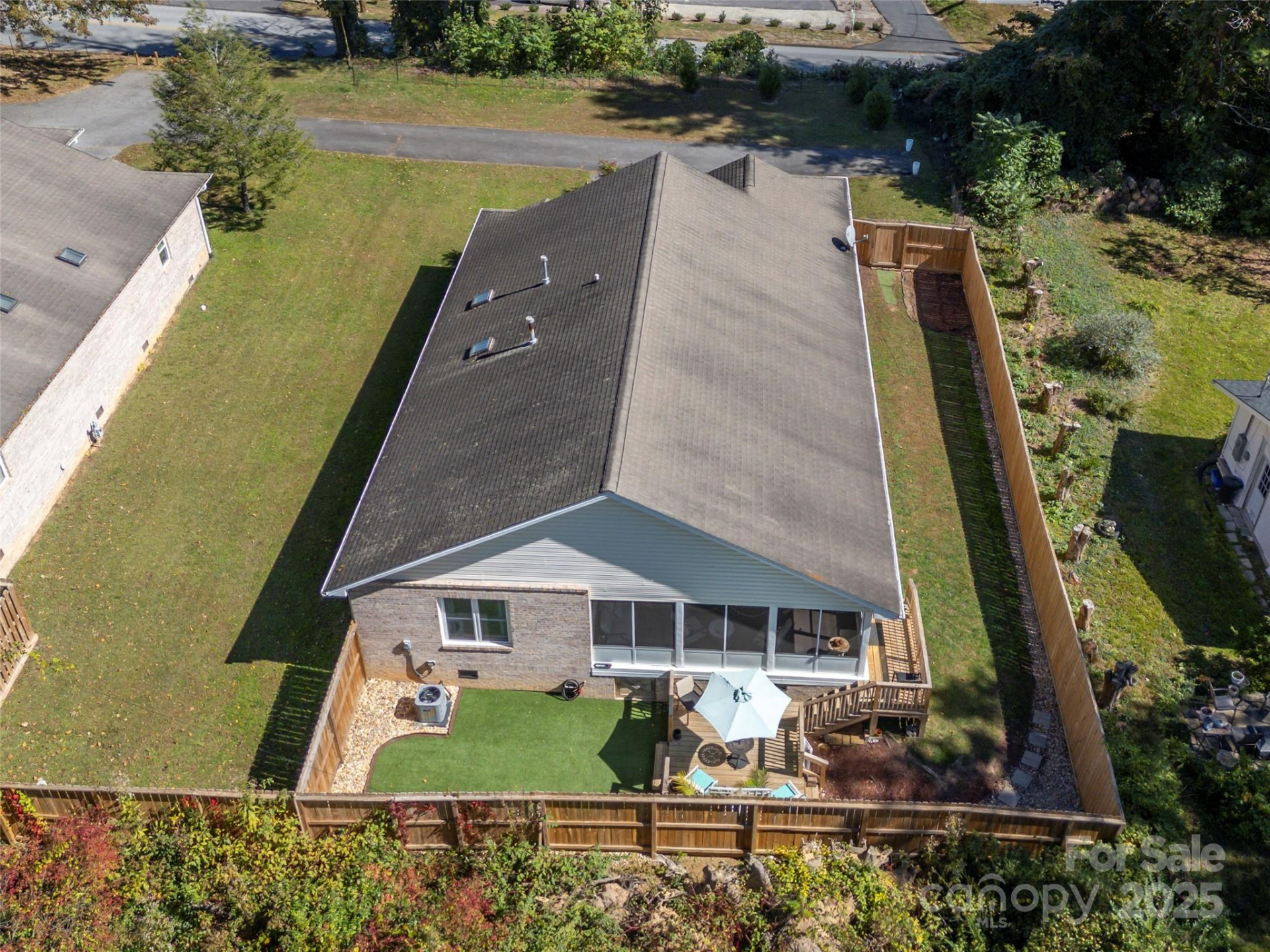 949 Kanuga Road - Photo 43
