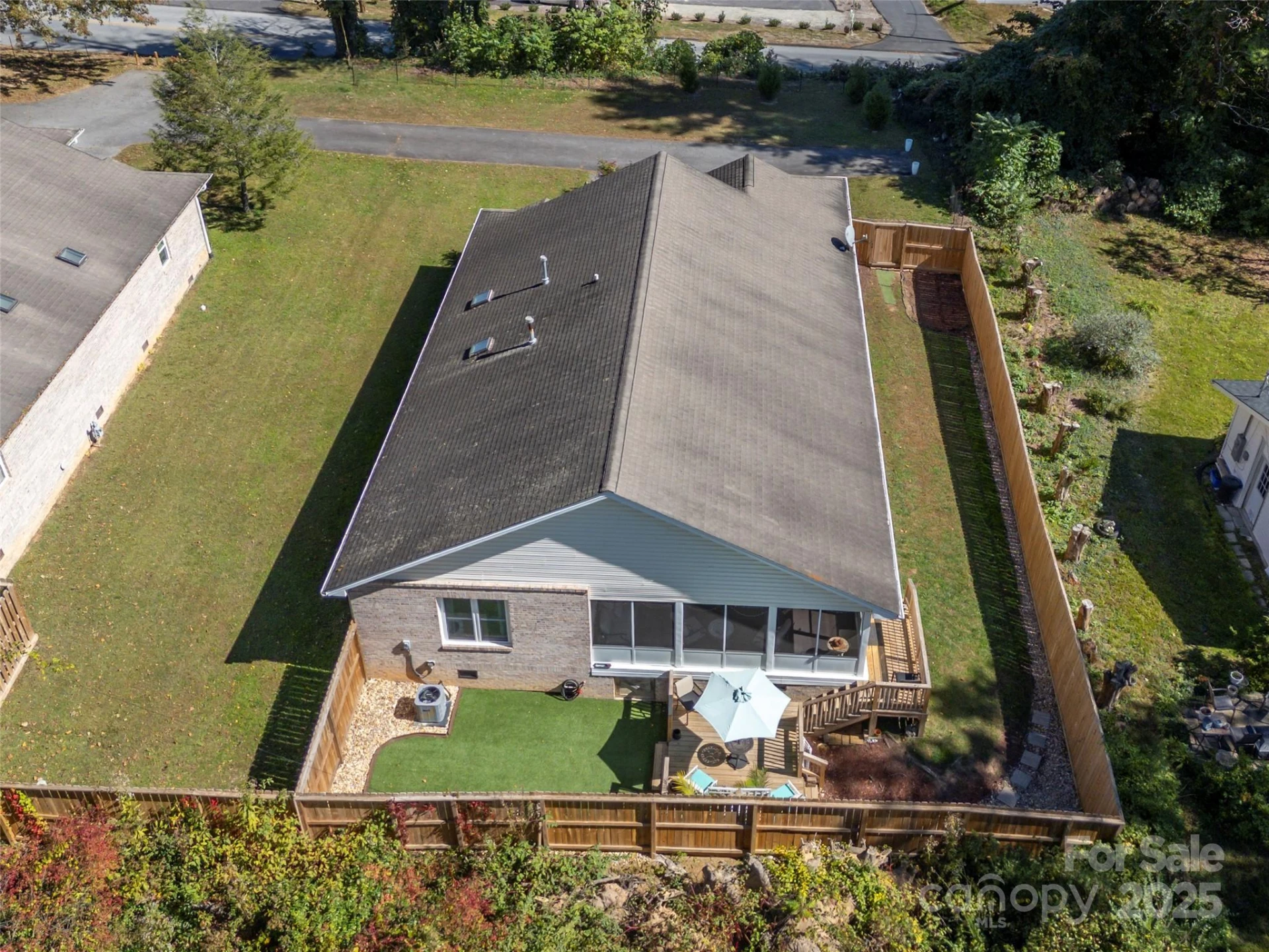 949 Kanuga Road - Photo 43