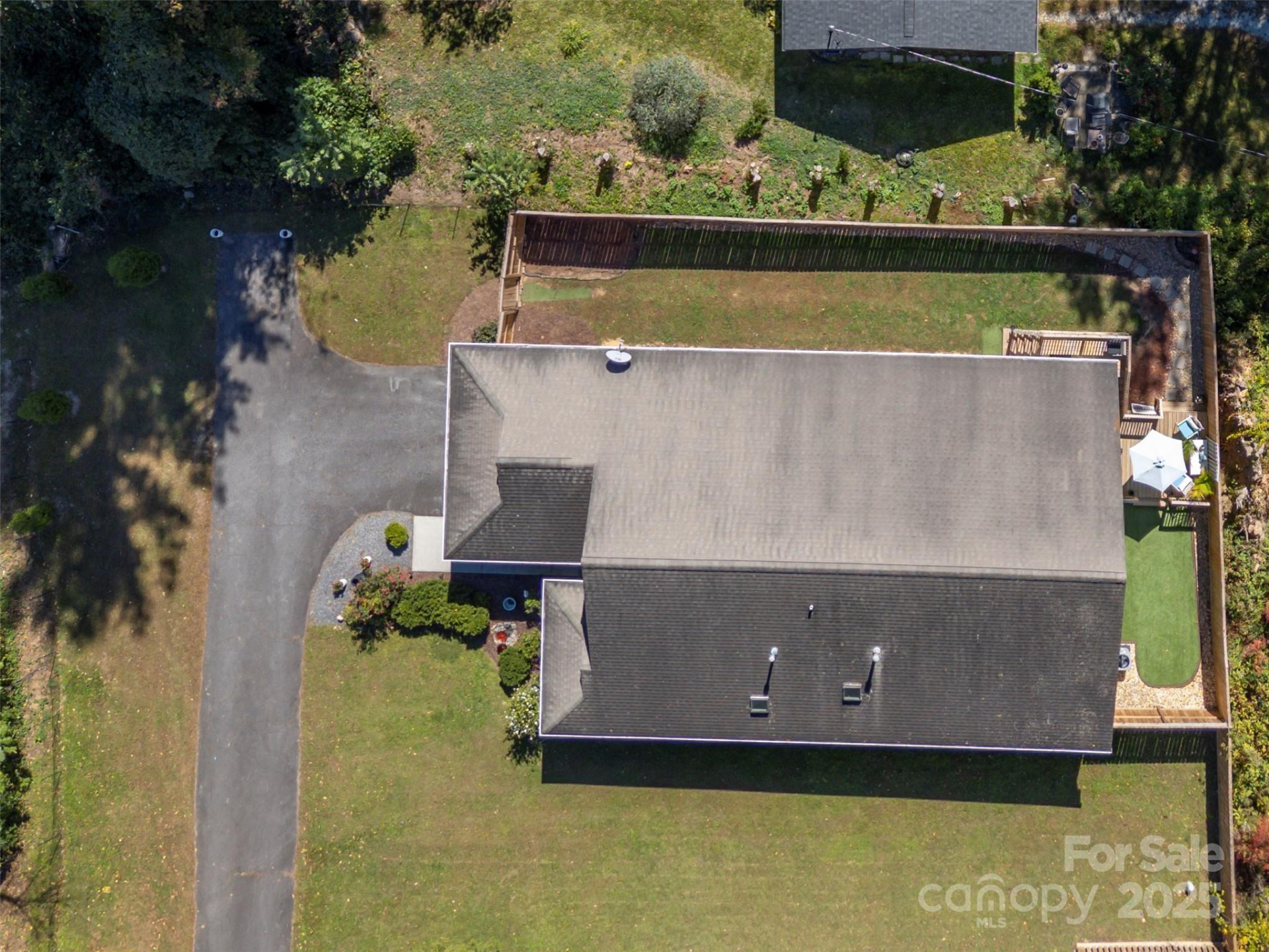 949 Kanuga Road - Photo 45
