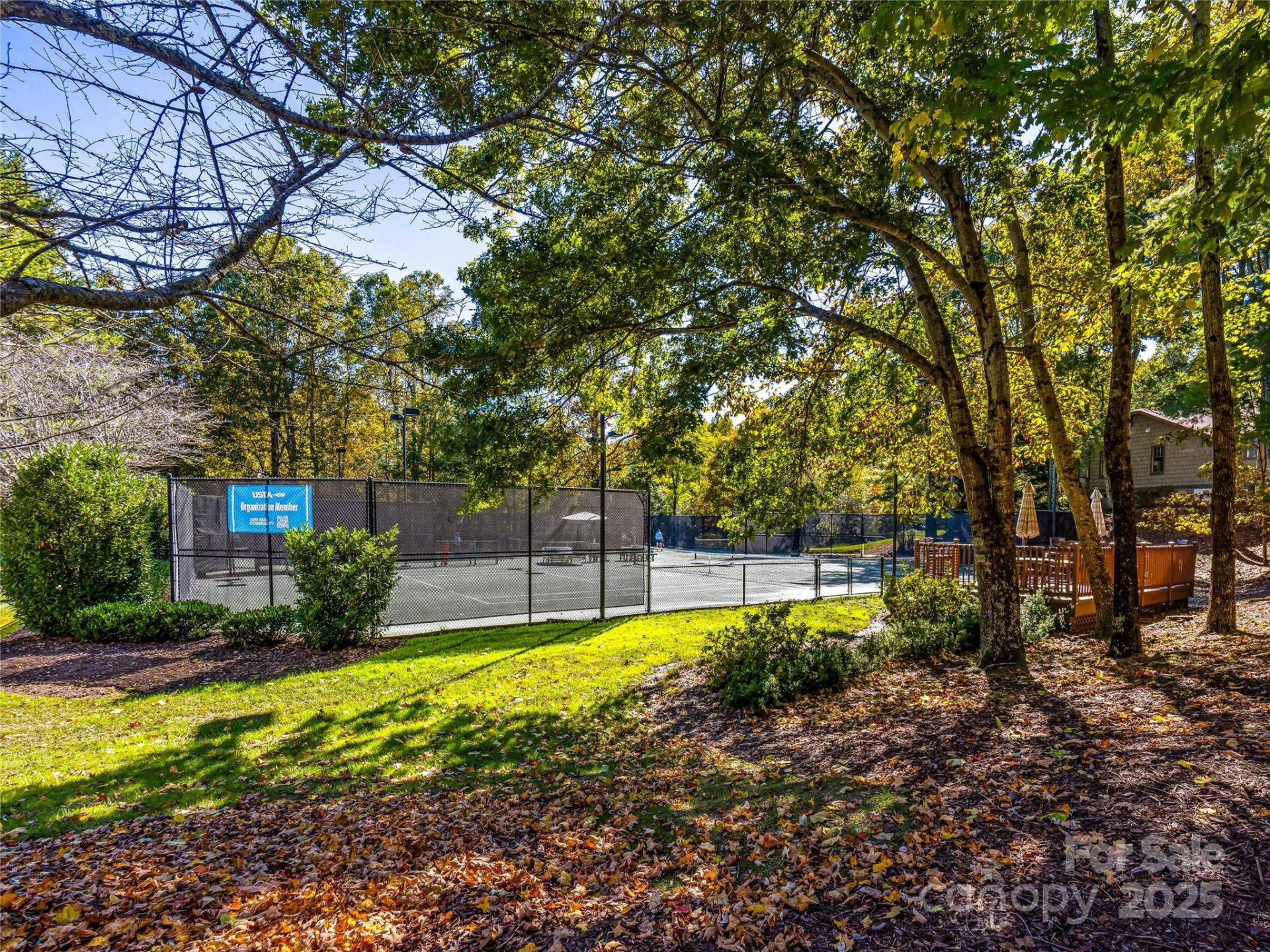 4 Lacoste Drive - Photo 36