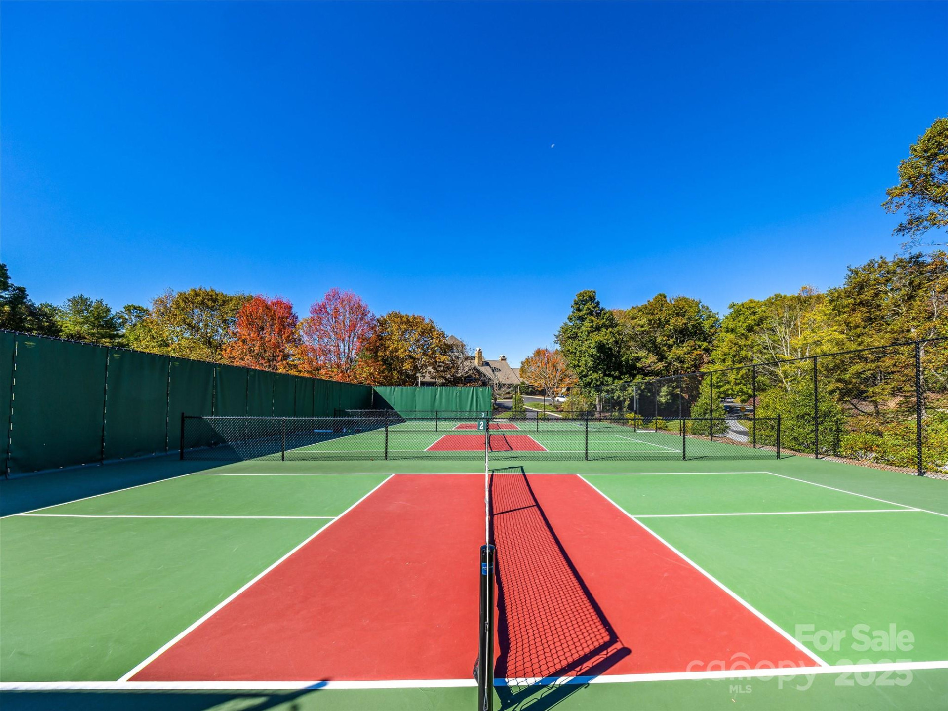 4 Lacoste Drive - Photo 38