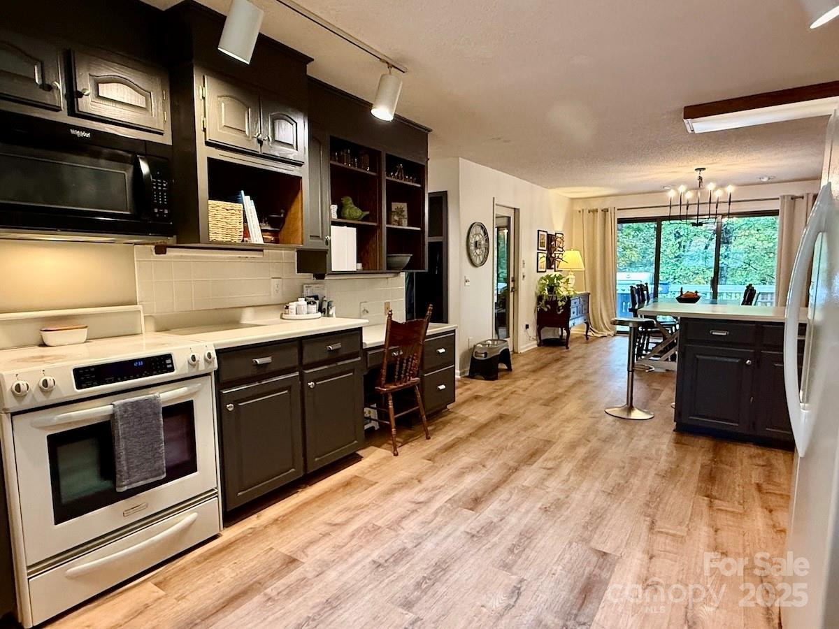 461 Mountain View Drive - Photo 15