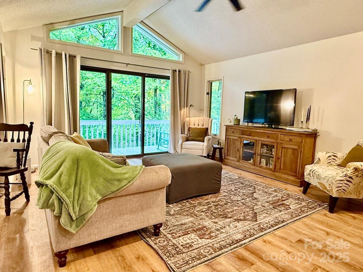 461 Mountain View Drive - Photo 7