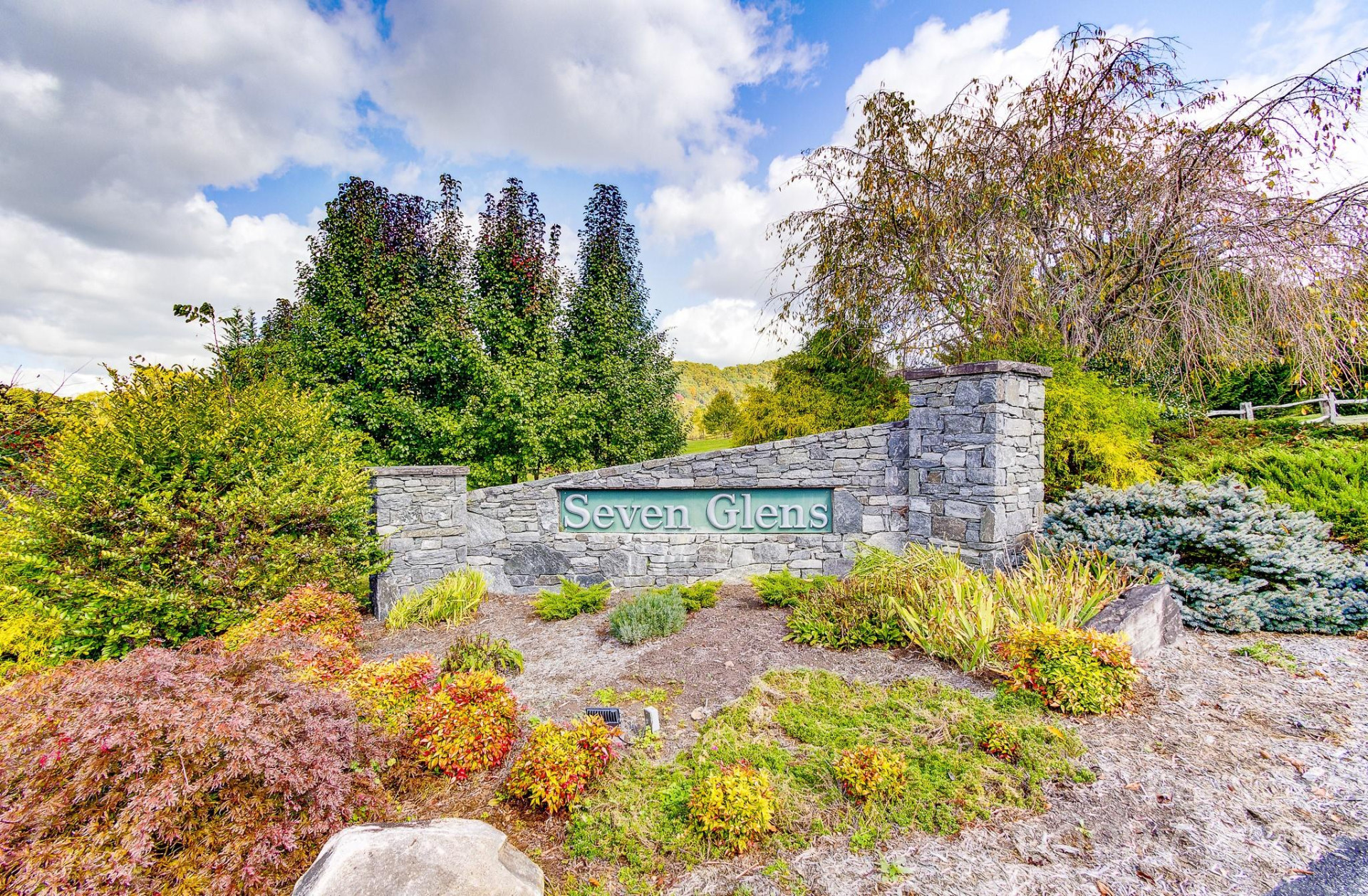 443 Glen Valley Drive - Photo 17