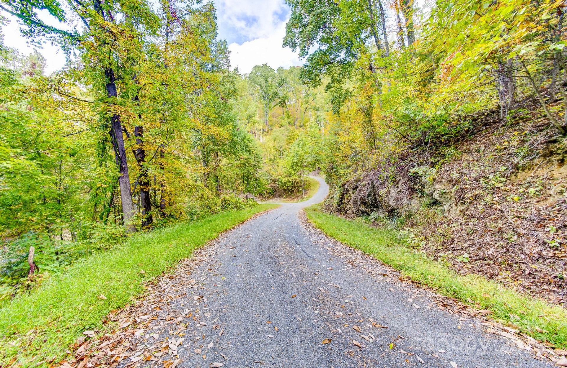 443 Glen Valley Drive - Photo 8