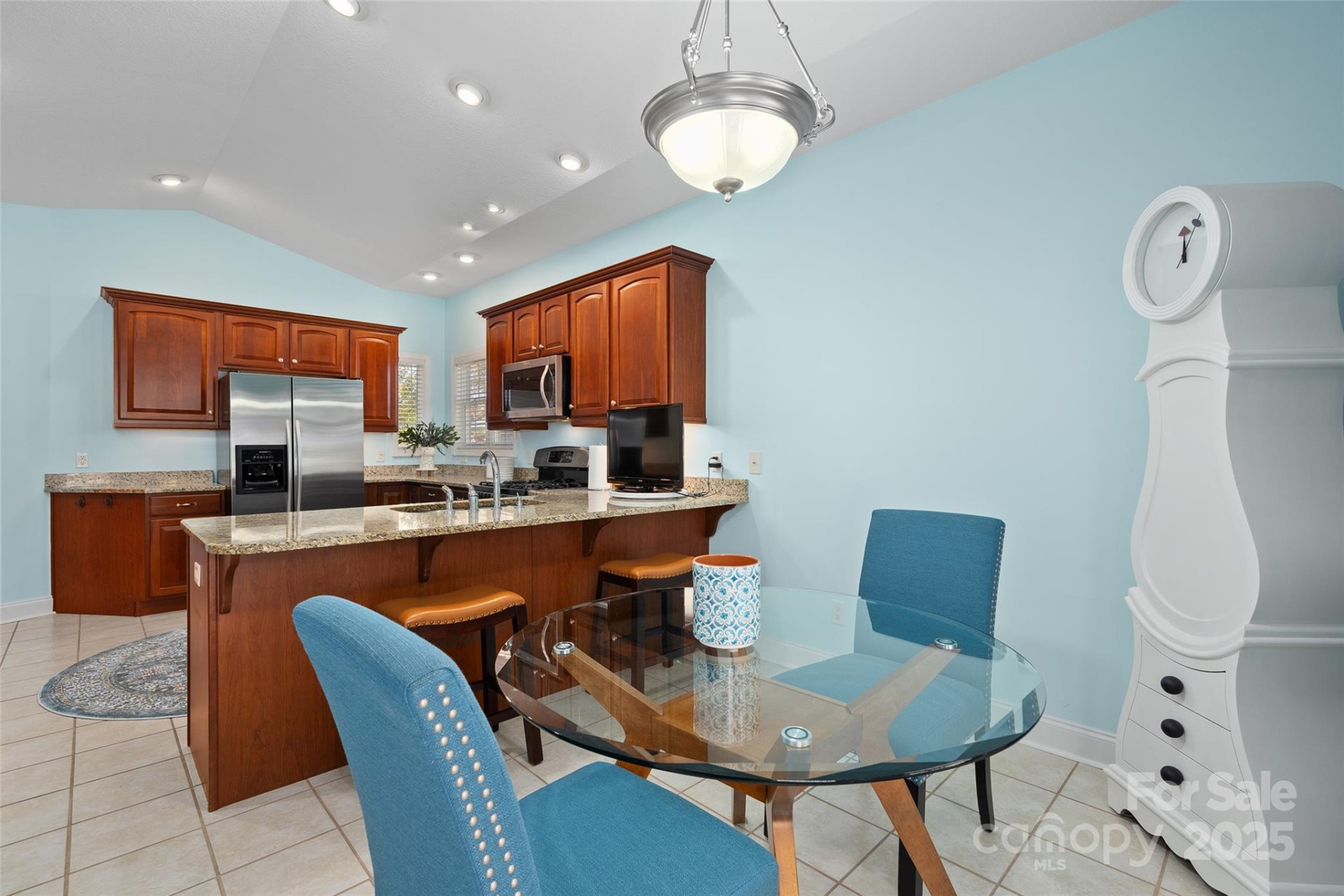 23 Holiday Drive - Photo 12