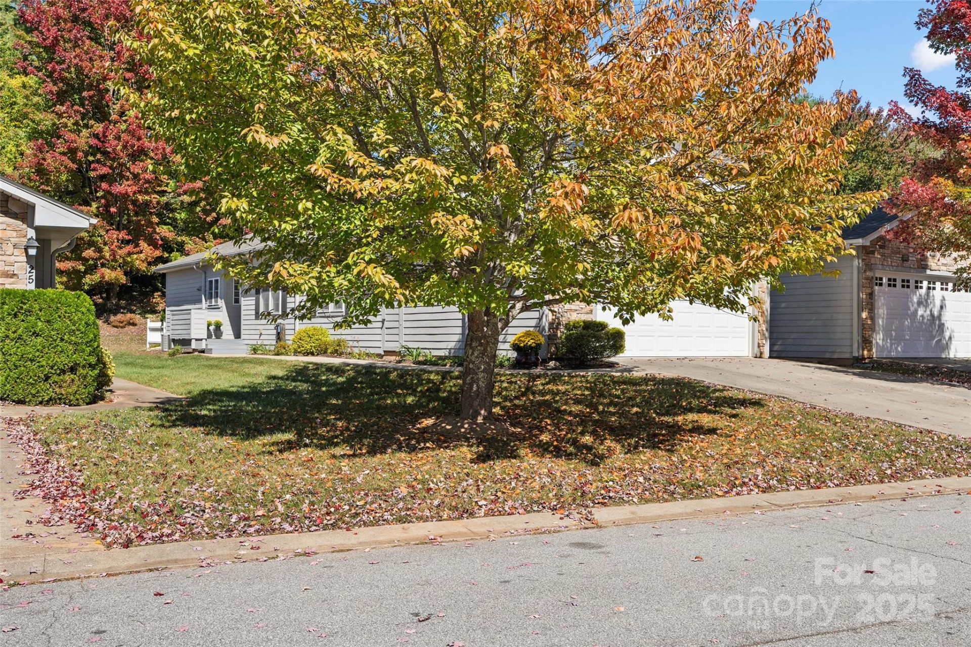 23 Holiday Drive - Photo 7