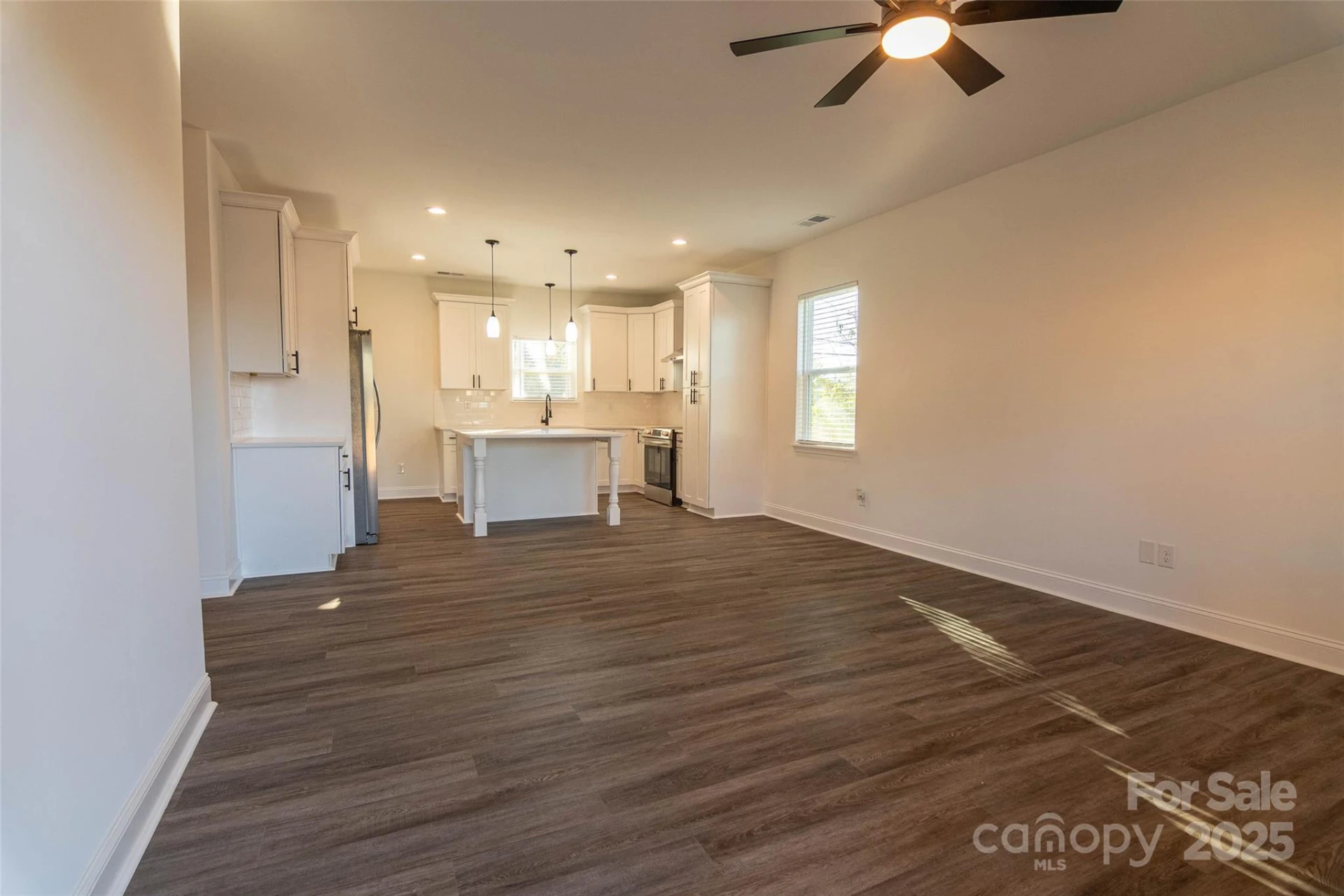 719 Smith Street - Photo 12