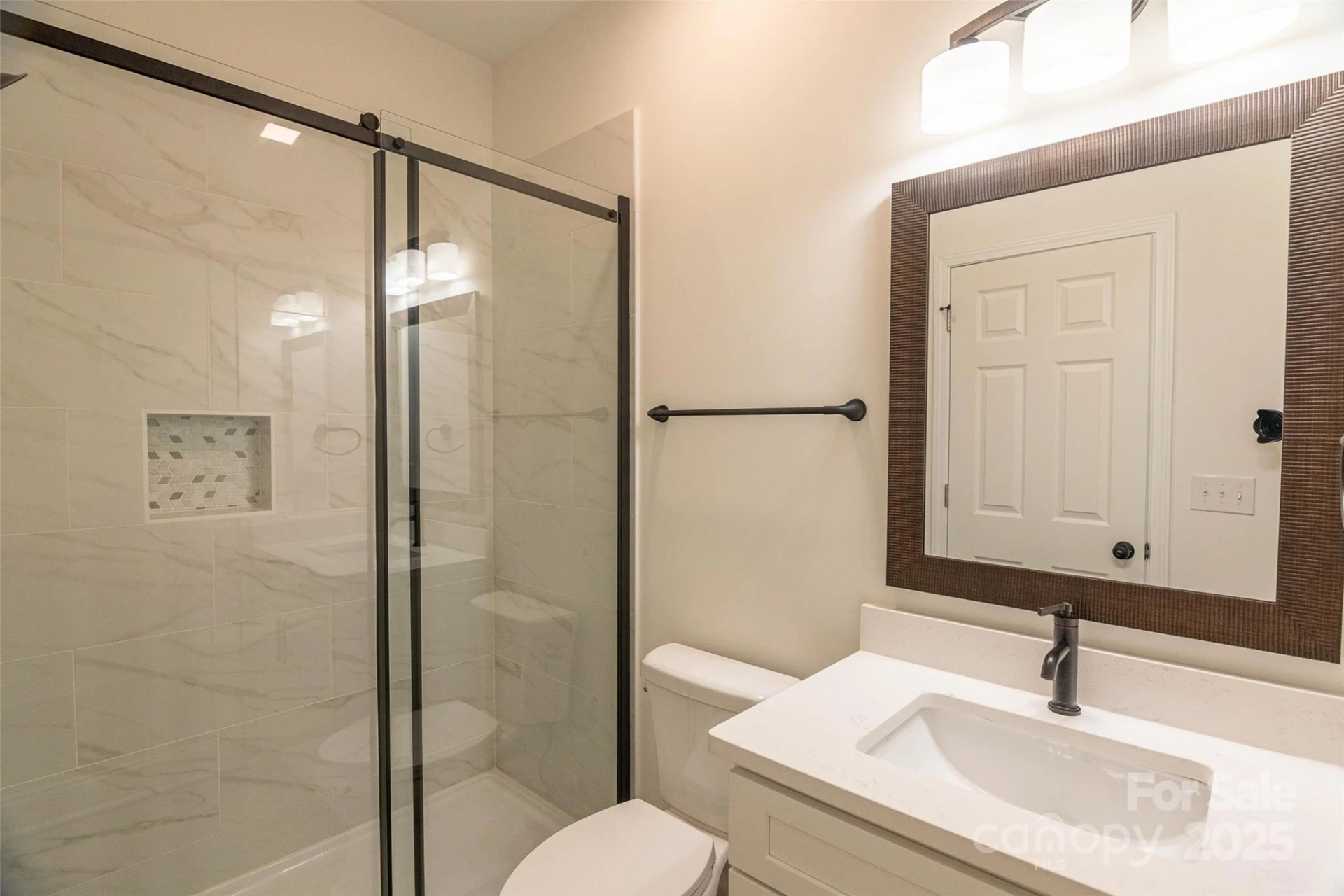 719 Smith Street - Photo 18