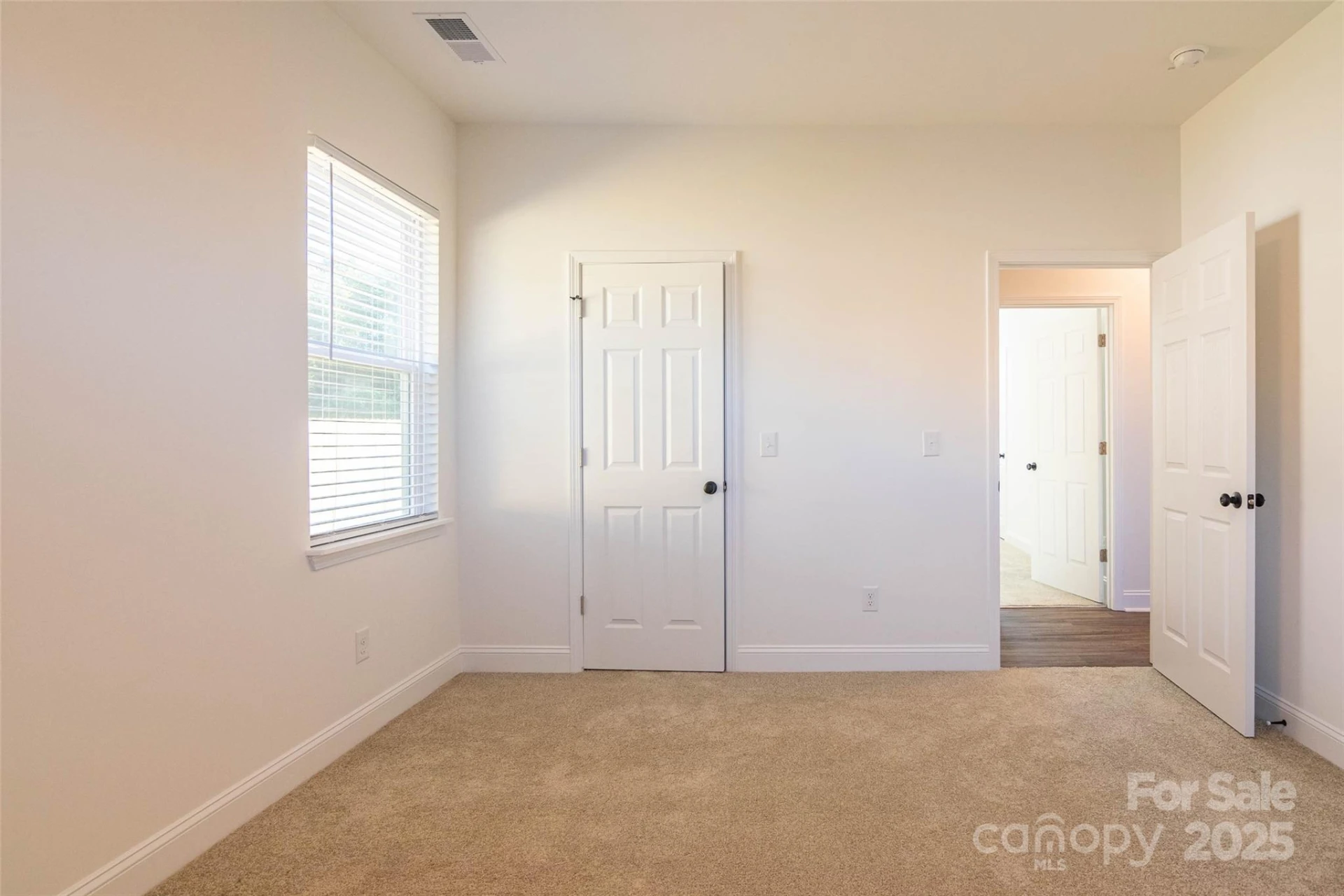 719 Smith Street - Photo 22