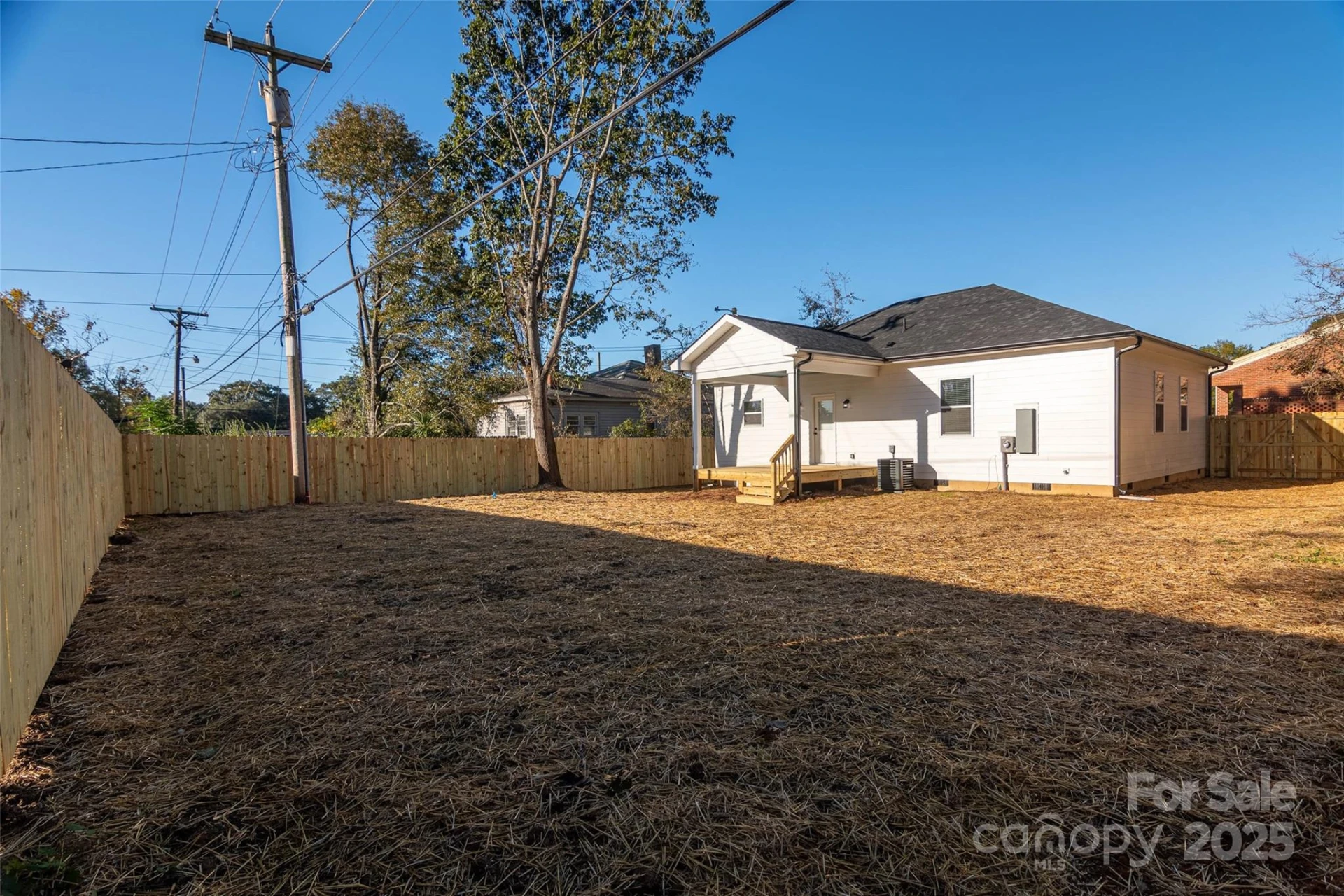 719 Smith Street - Photo 25