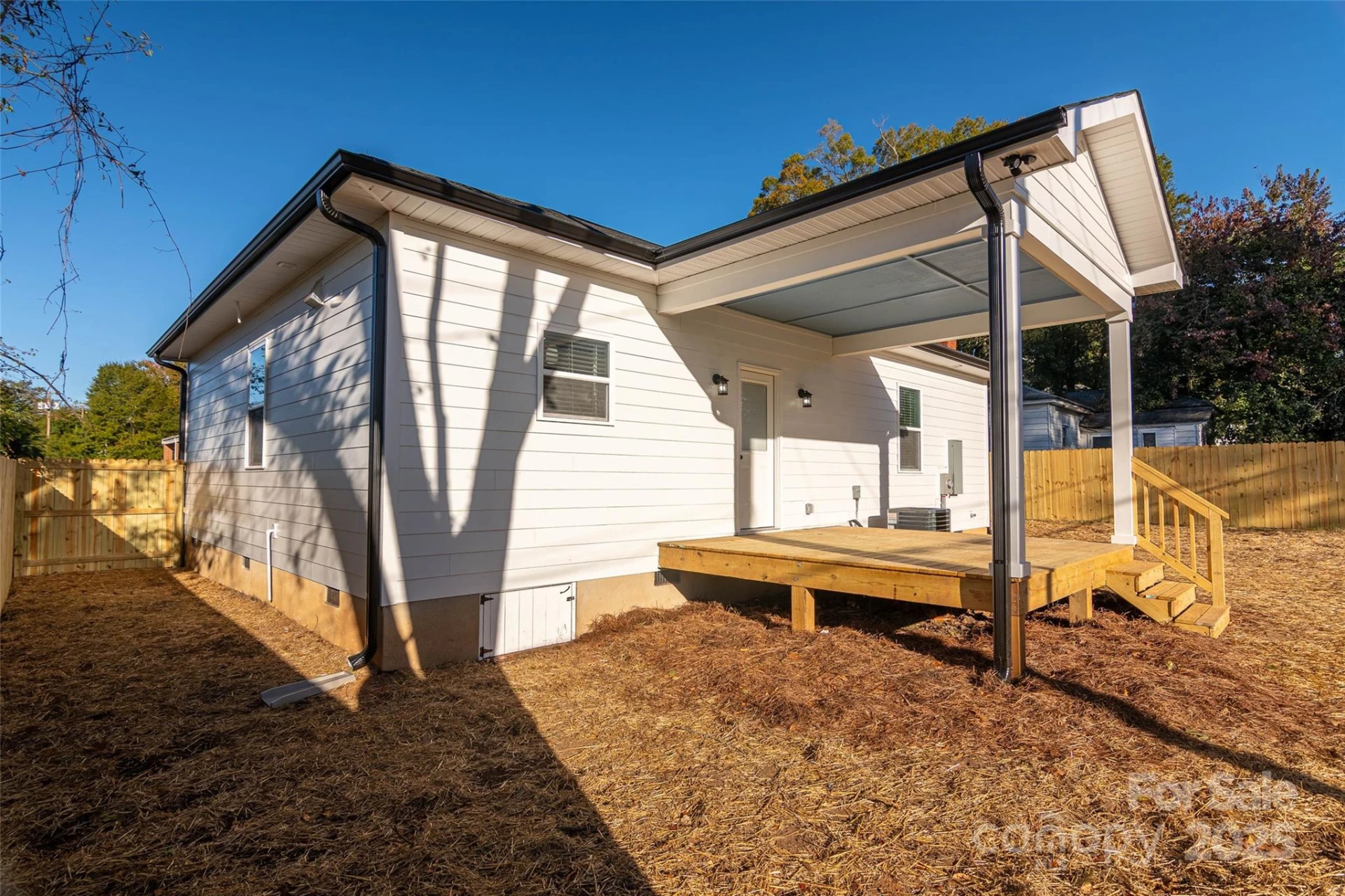 719 Smith Street - Photo 27