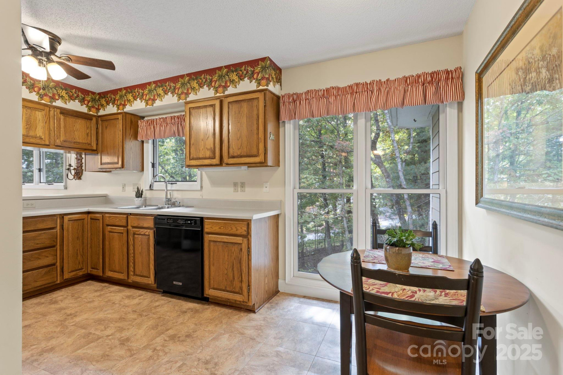 320 Dawnbrook Drive - Photo 17