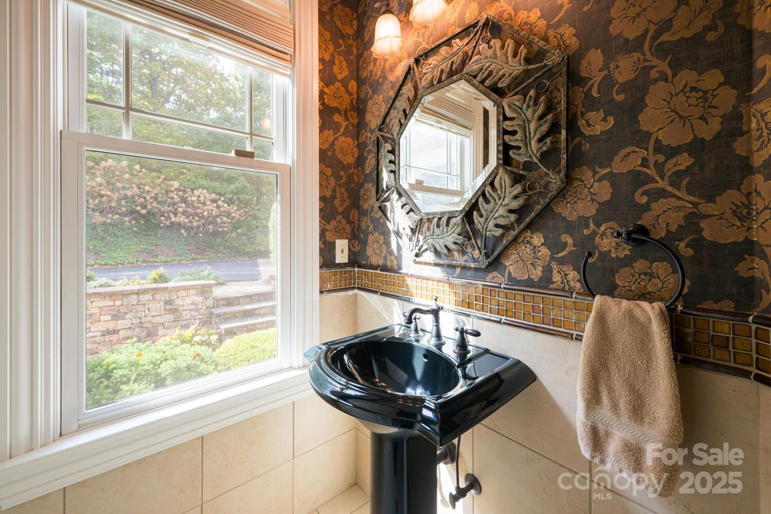 104 Mossridge Court - Photo 17