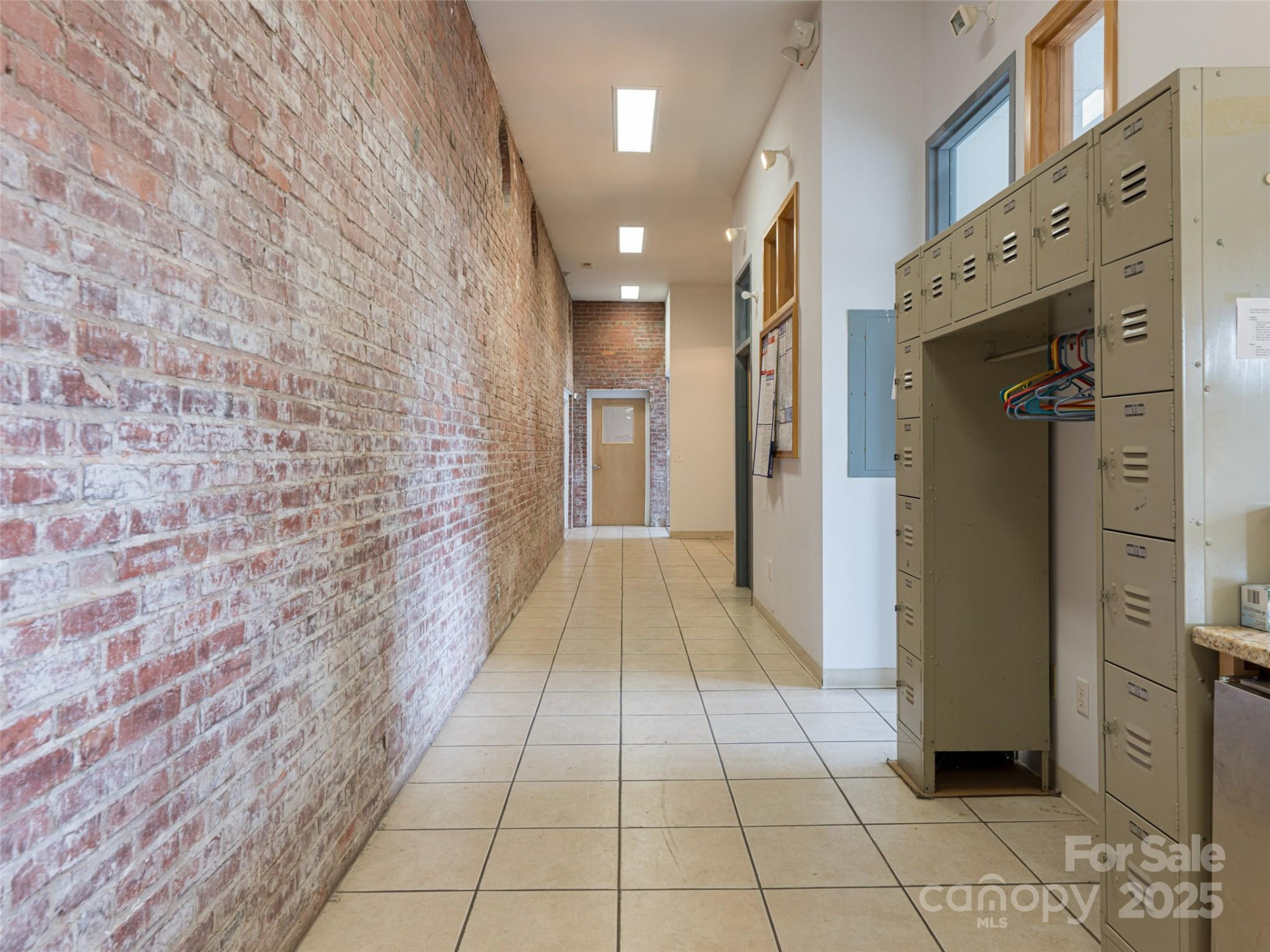 701 Oriole Drive - Photo 19